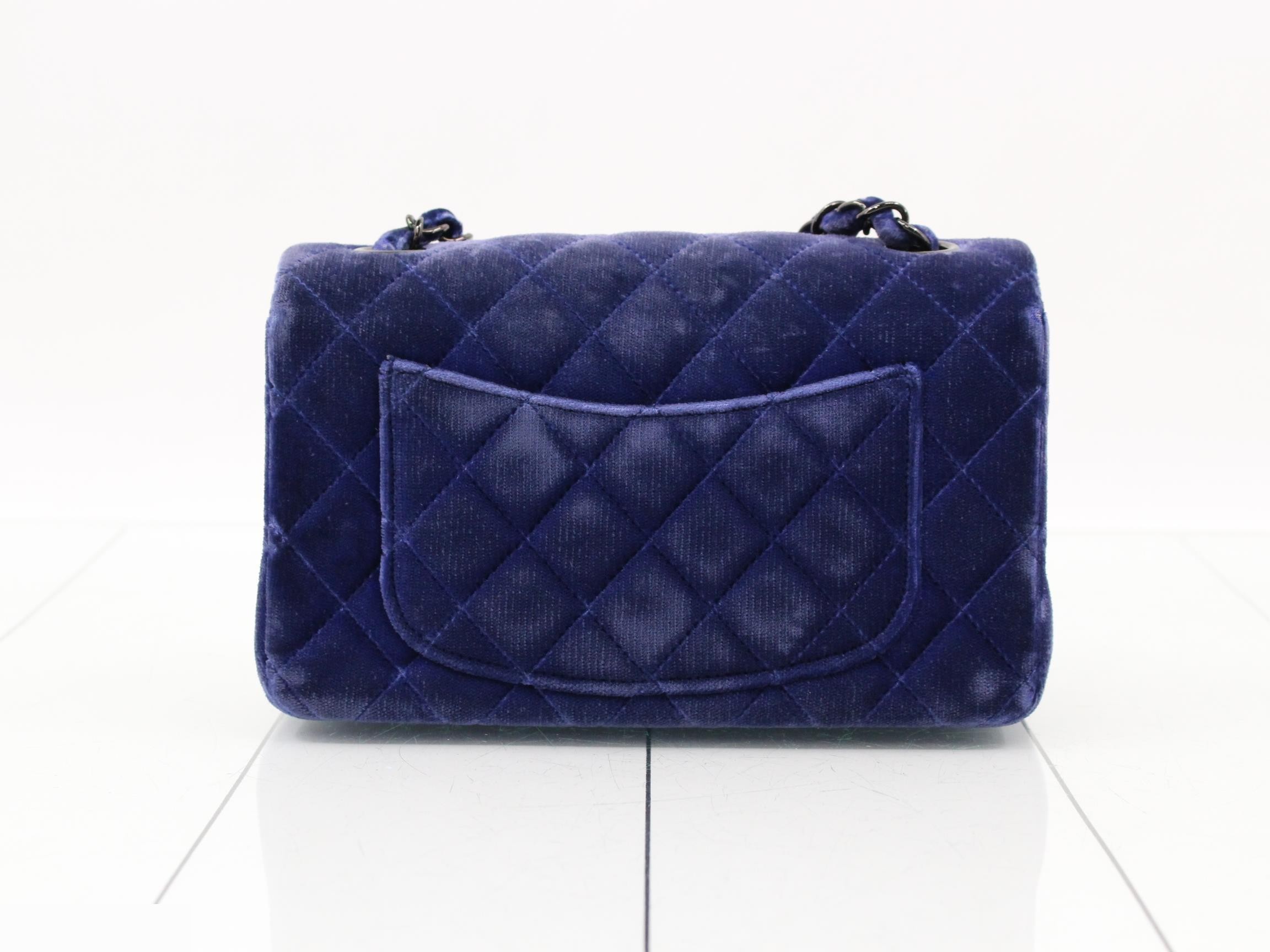 Matelassé (bag) - Shoulder bag — view 2