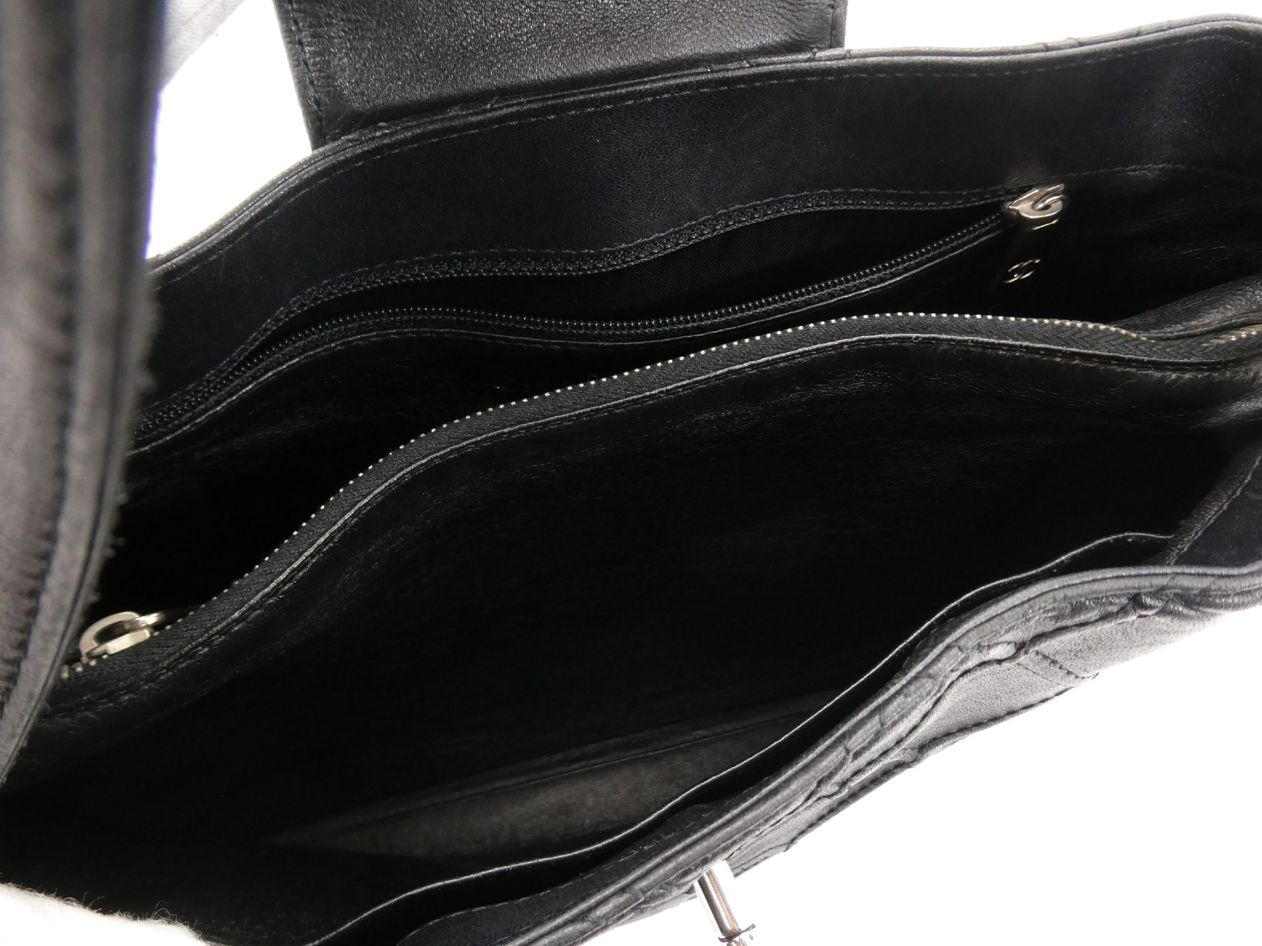 Bicolore Coco Mark Leather Shoulder Bag — view 7