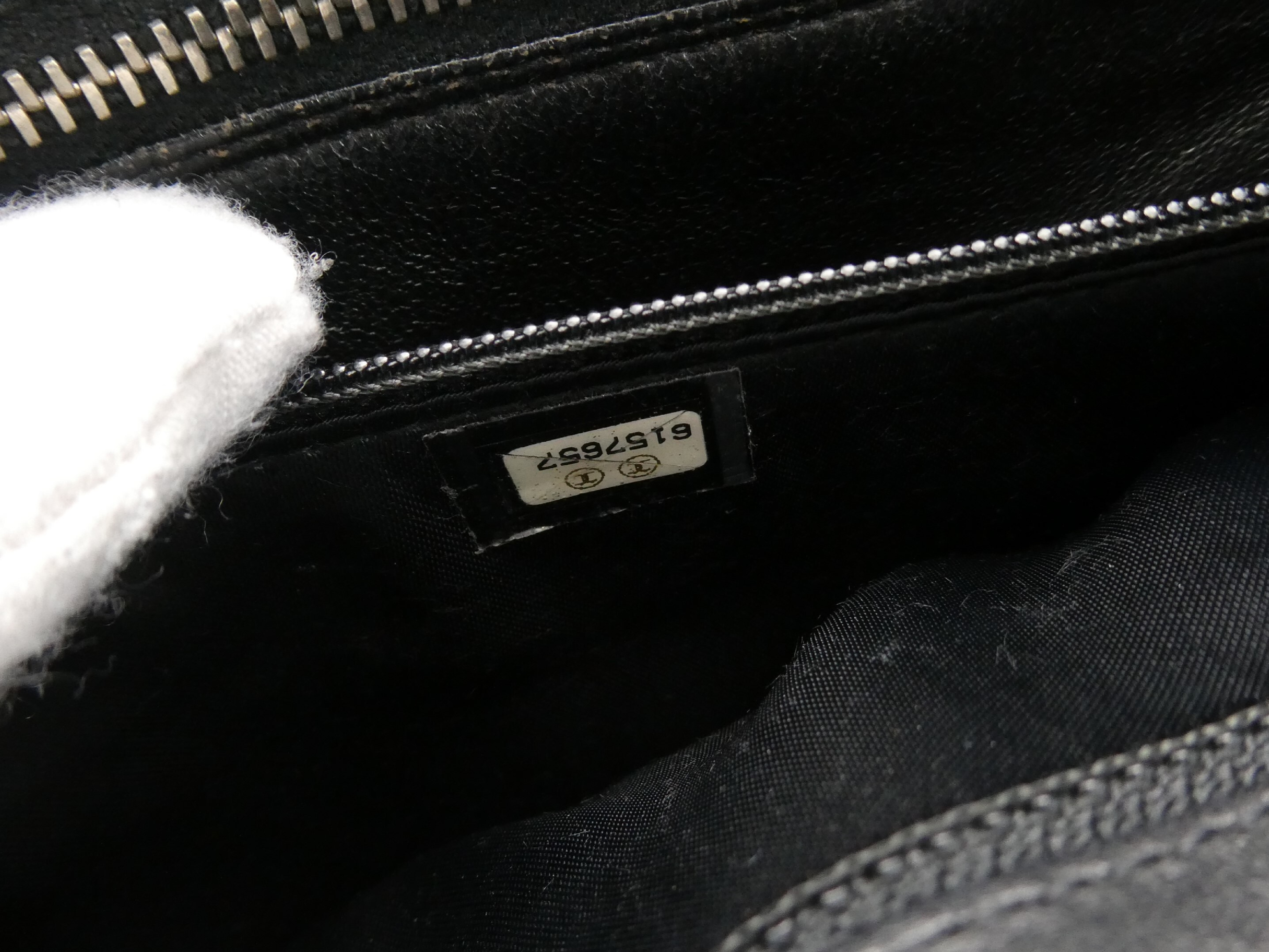 Bicolore Coco Mark Leather Shoulder Bag — view 9