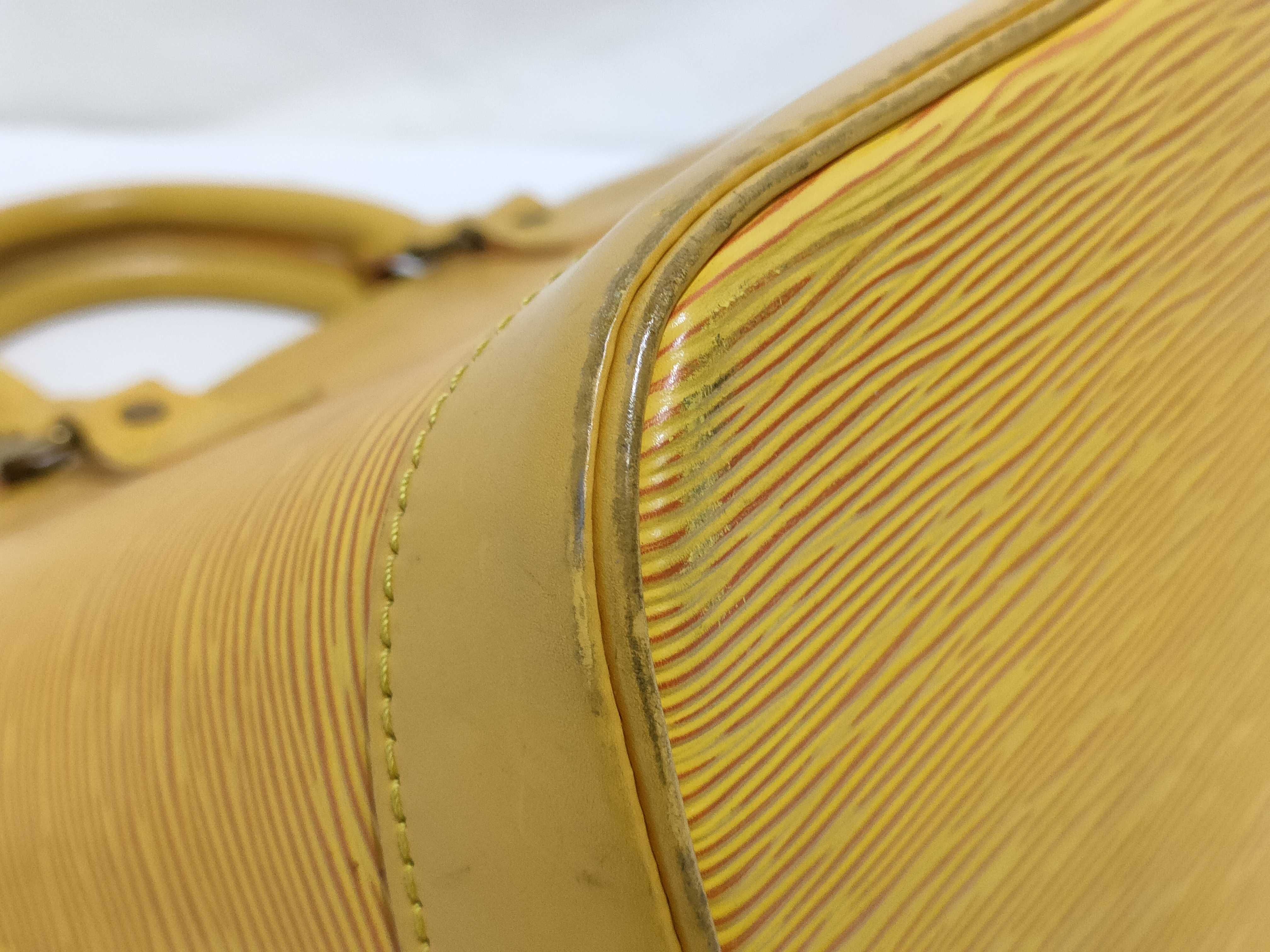 Epi Alma M52149 AR0966 Handbag — view 6