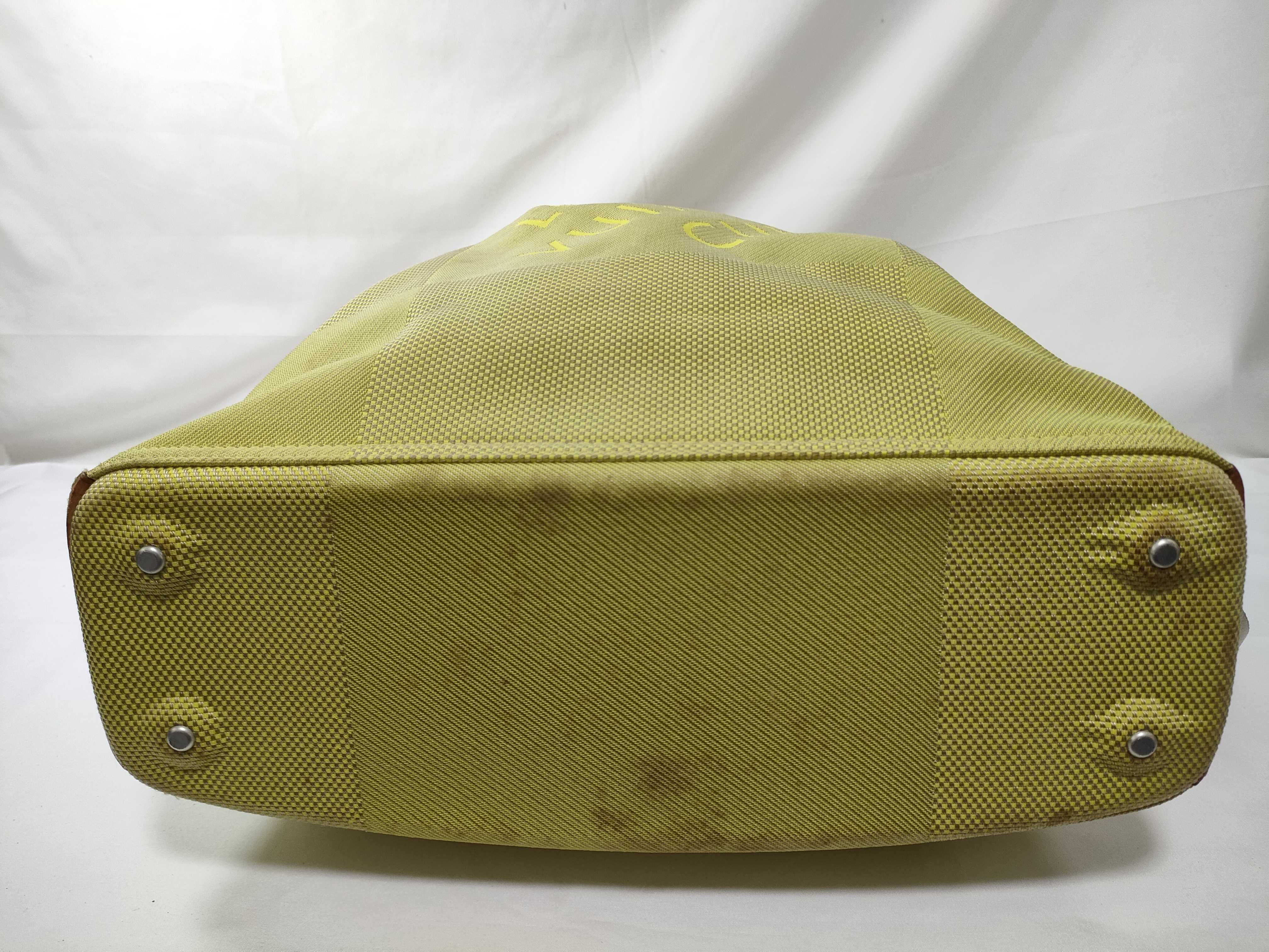 Cup Louis Vuitton LV Cup Volunteer M80635 Shoulder Bag — view 3