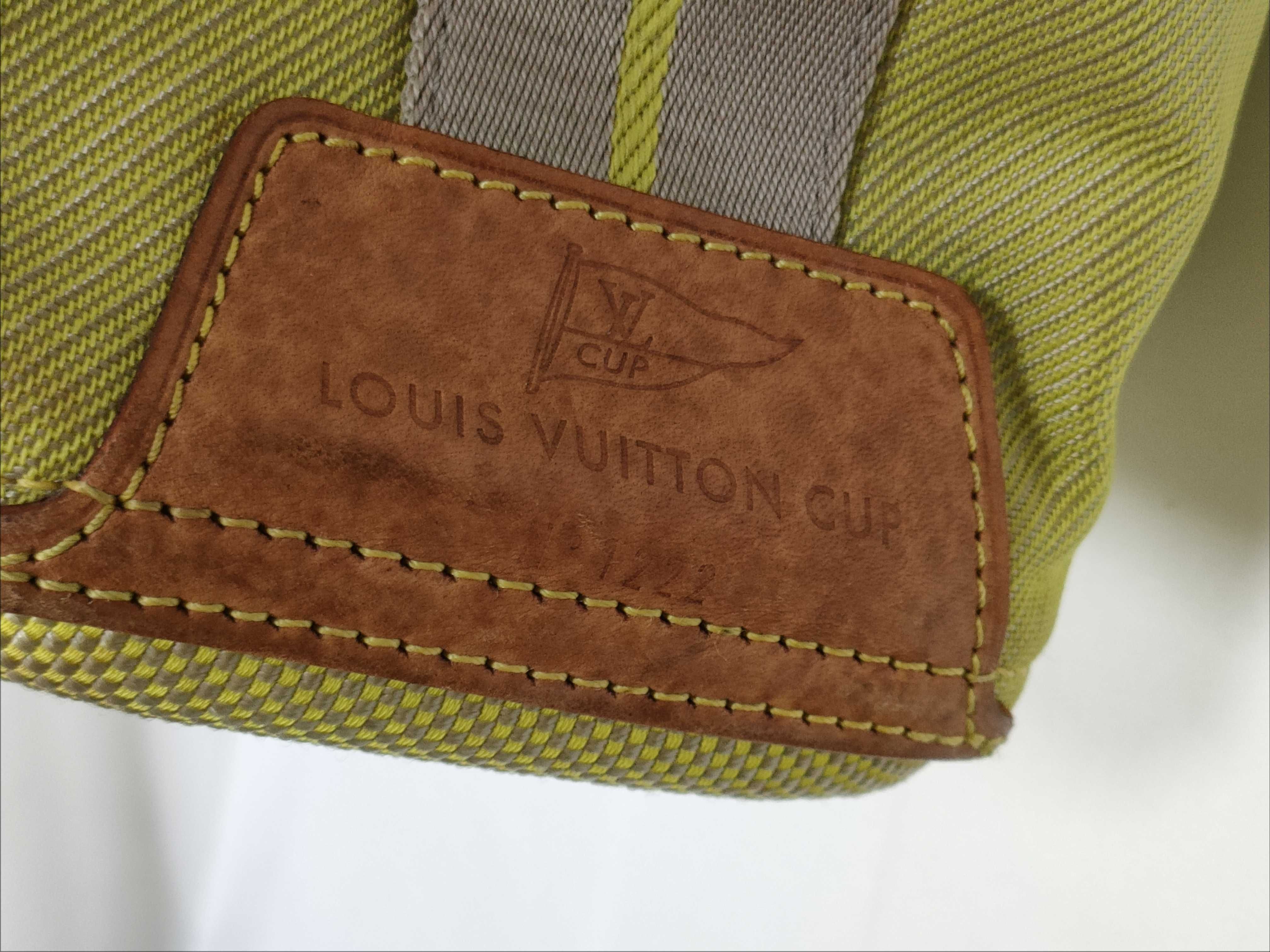 Cup Louis Vuitton LV Cup Volunteer M80635 Shoulder Bag — view 9