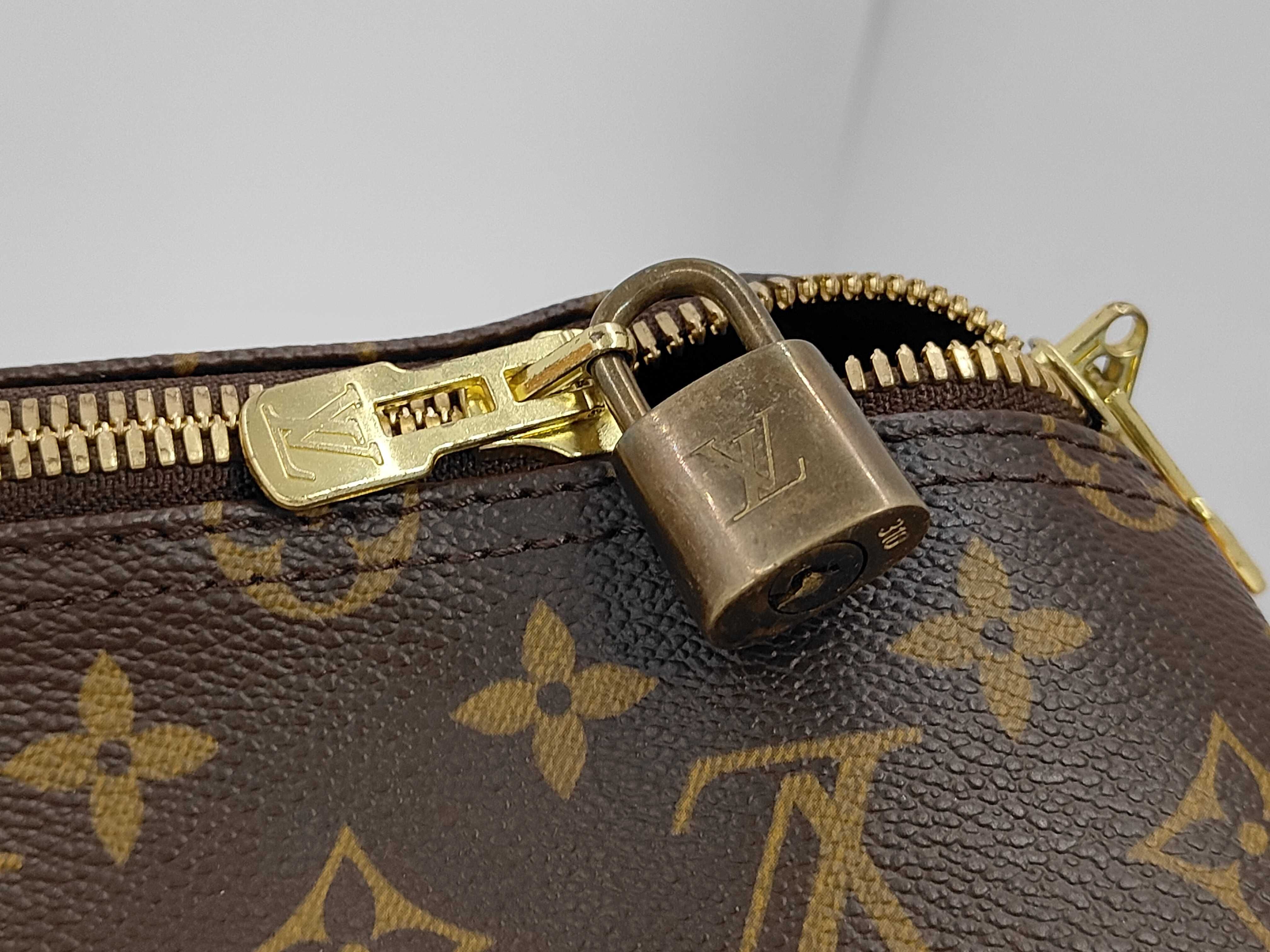 Monogram Keepall Bandoulière 50 Boston Bag — view 3