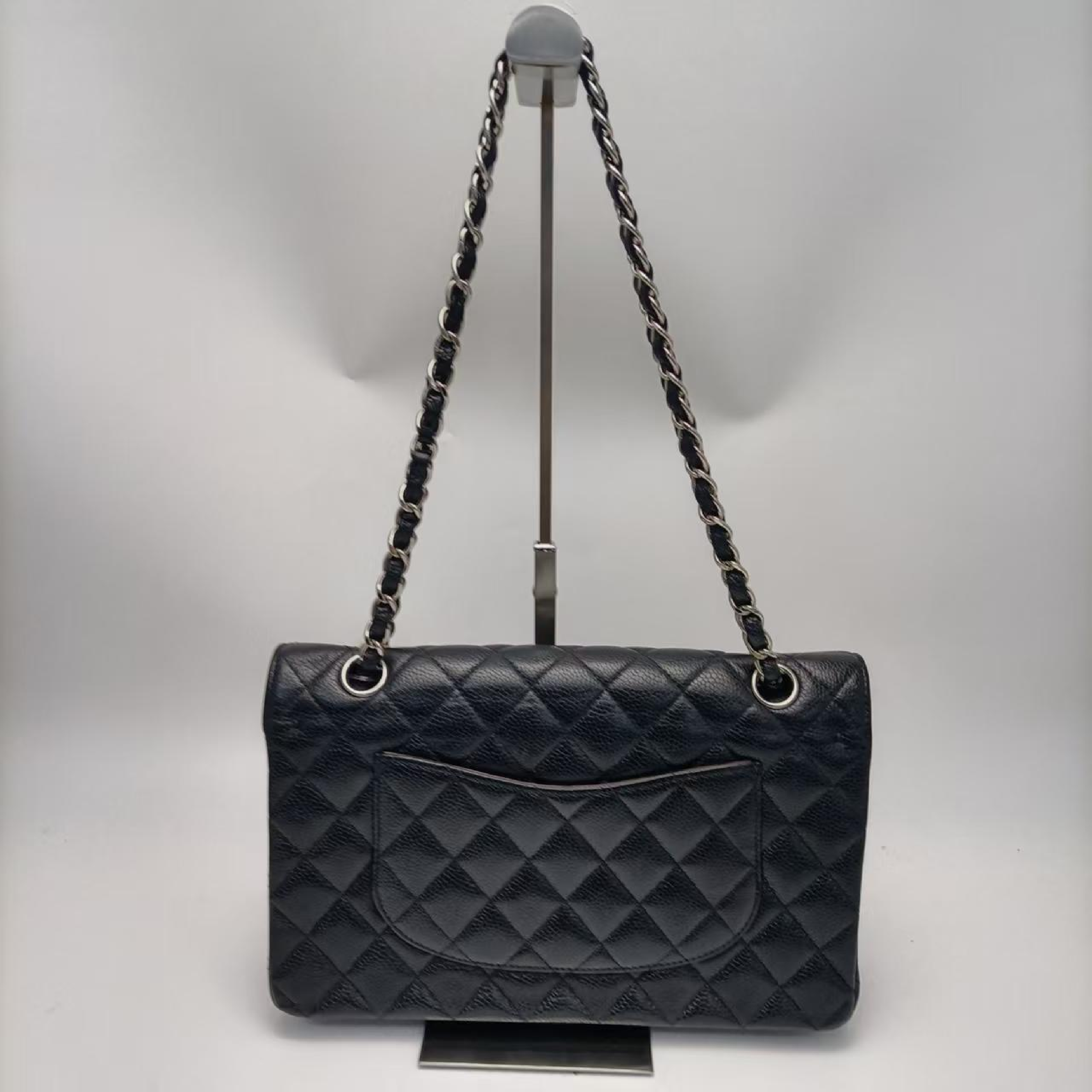 Classic Flap Cowhide Shoulder Bag Serial Number 15 Shoulder Bag — view 2