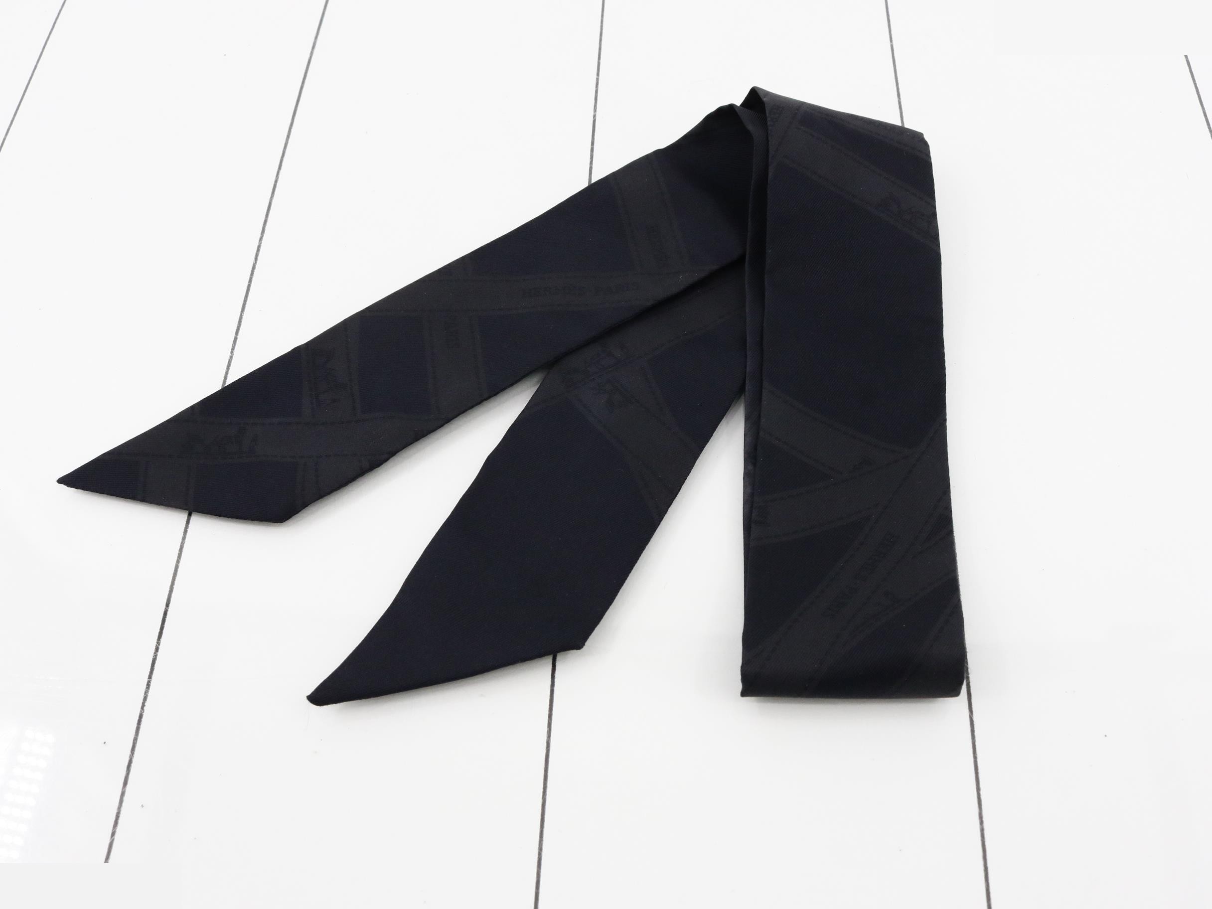 Bolduc Ribbon Twilly, 100% Silk, Black — view 2