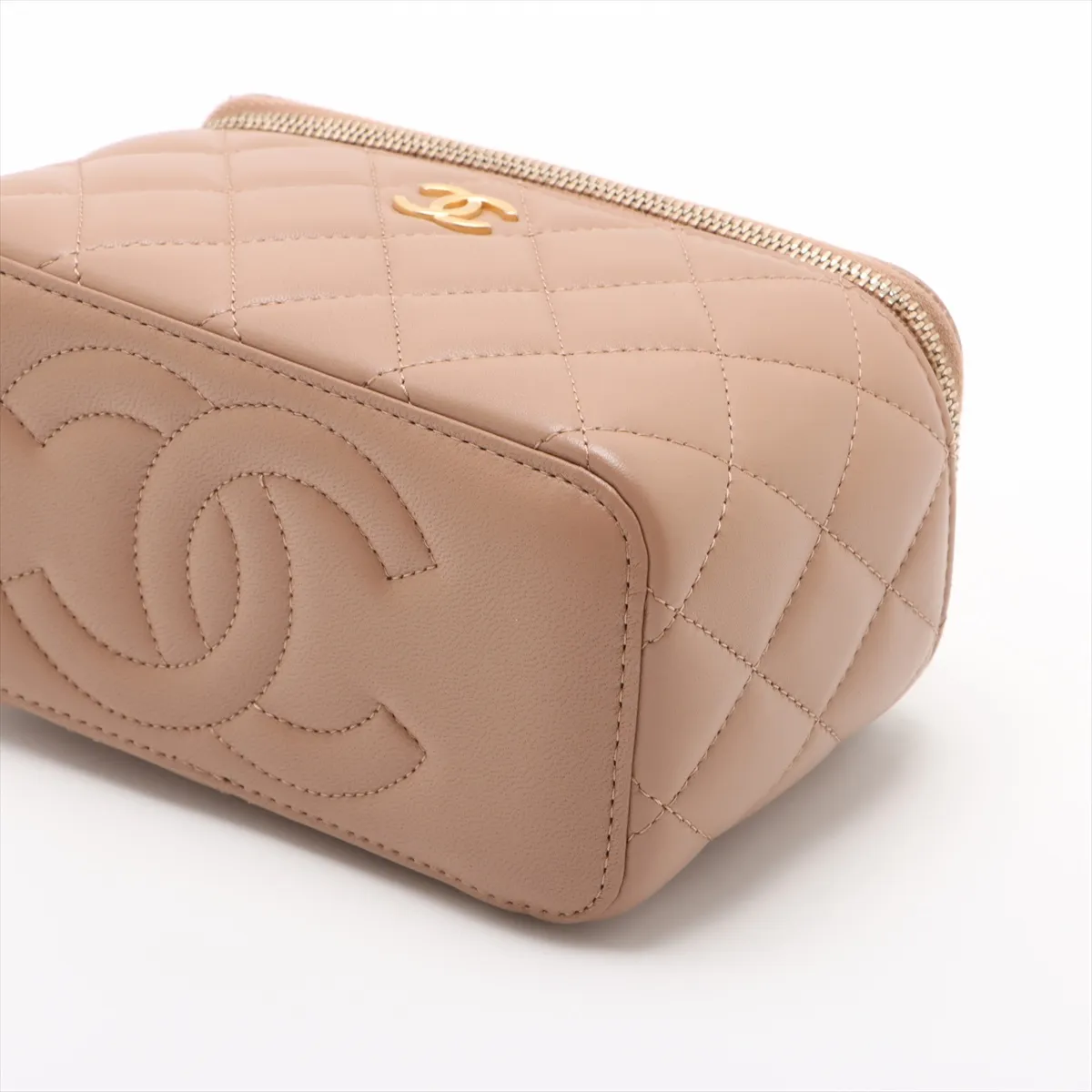 Matelasse Lambskin Vanity Bag Beige Gold Hardware LL2LG3AA Random Serial AP2199 — view 3