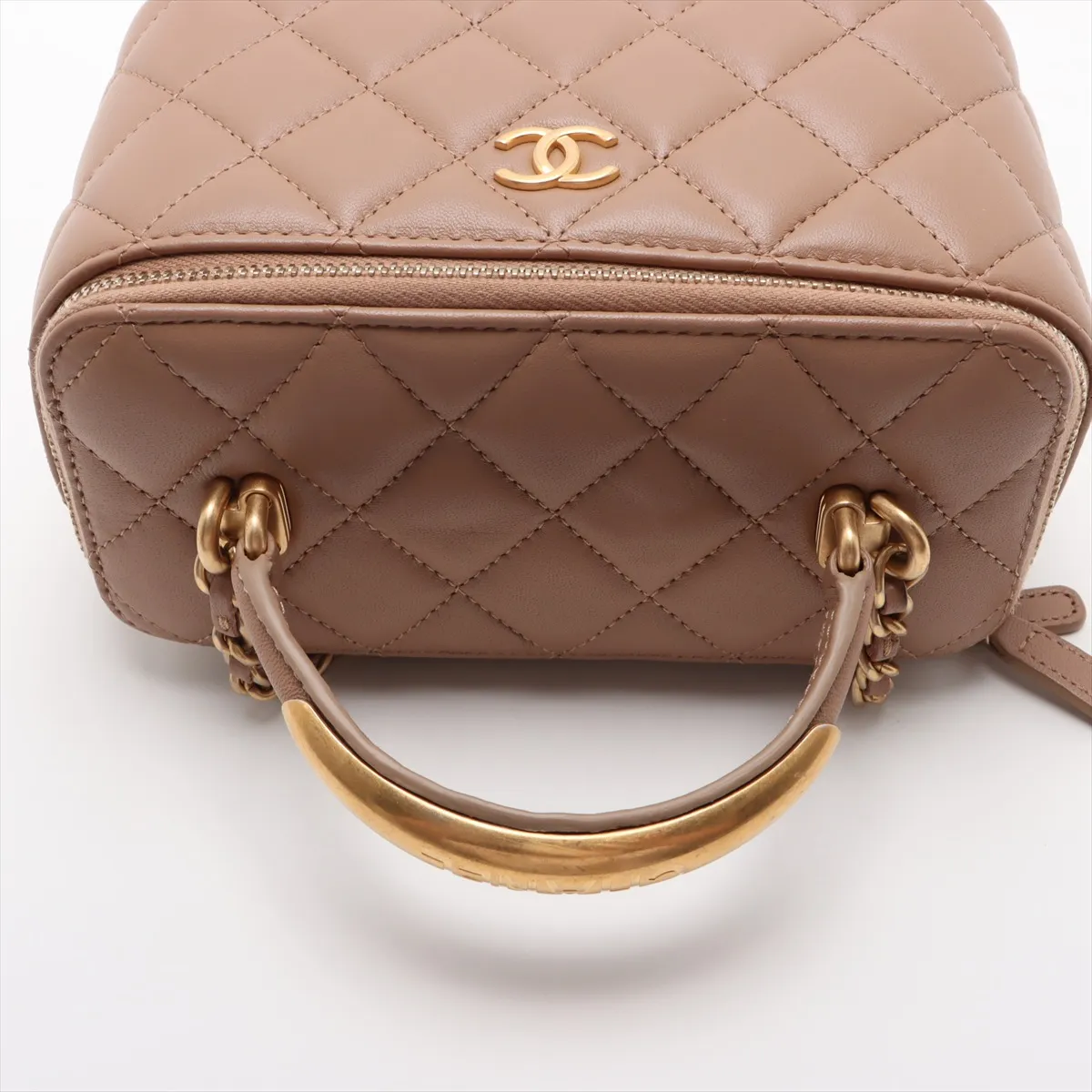 Matelasse Lambskin Vanity Bag Beige Gold Hardware LL2LG3AA Random Serial AP2199 — view 5