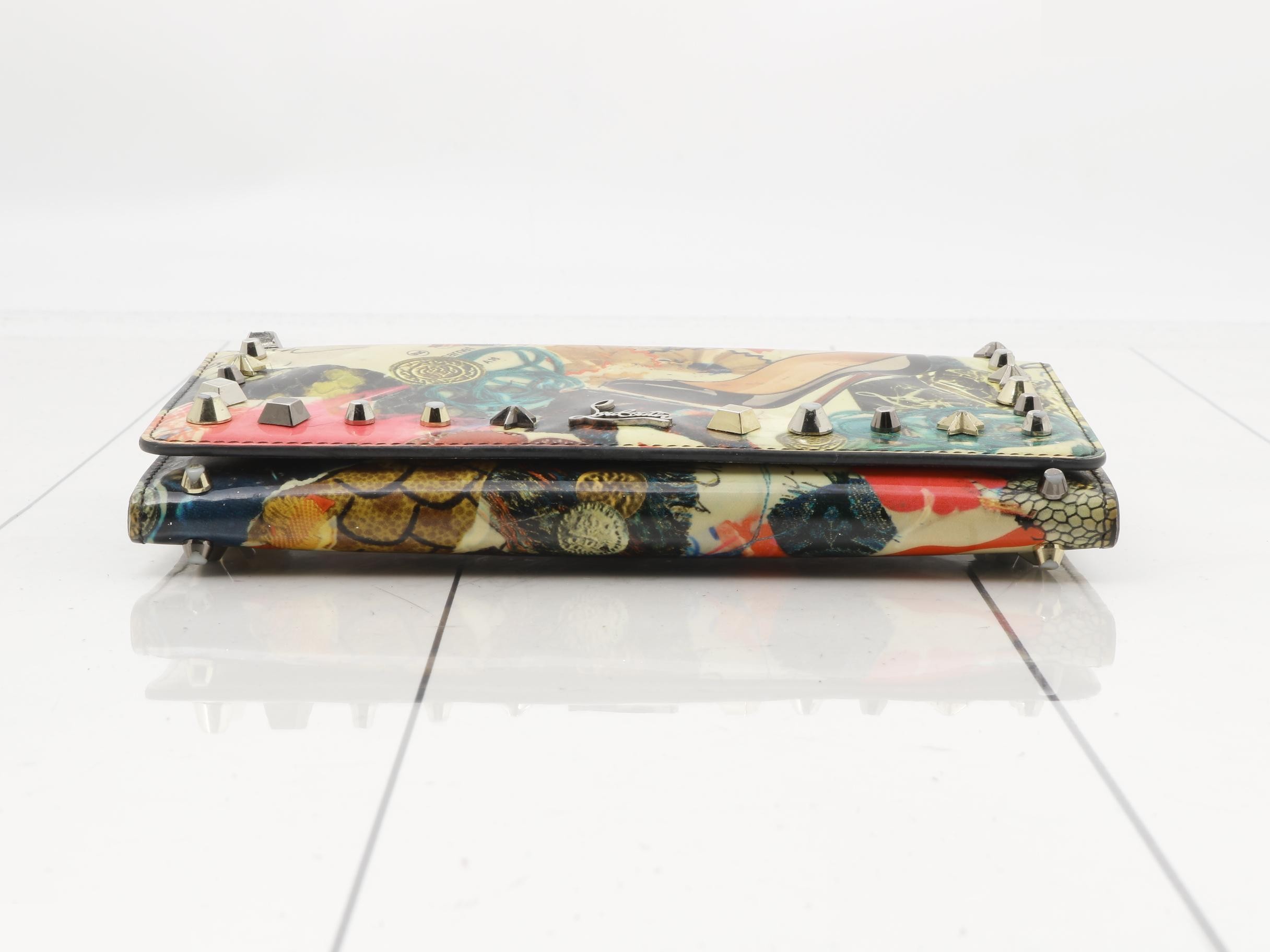 Other lines: Bags and Wallets — view 3