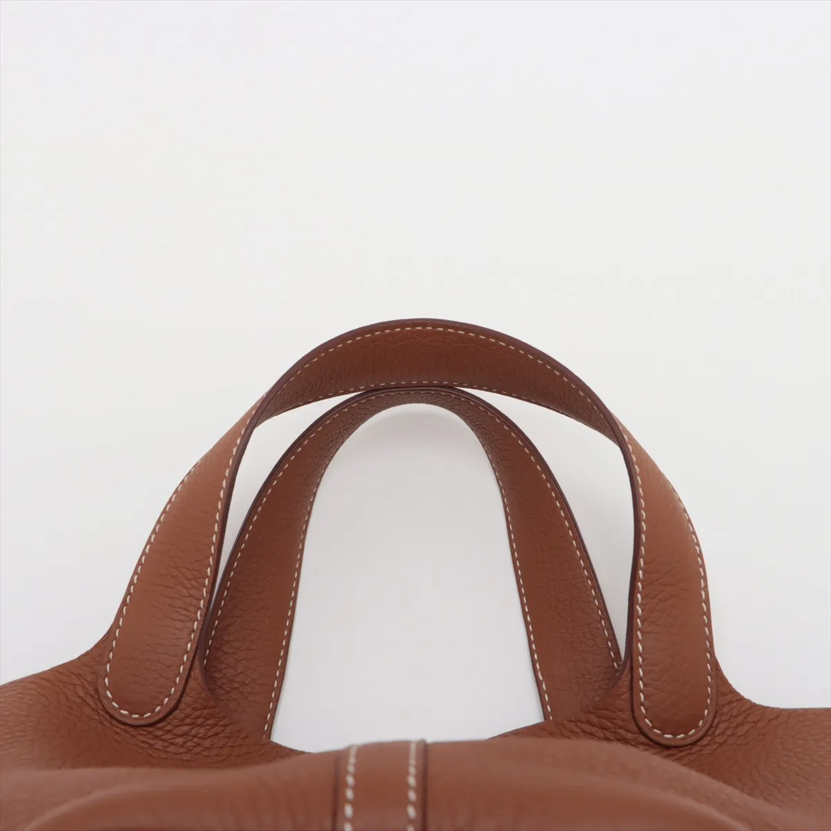 Picotin Lock 18 PM, Taurillon Clemence leather, gold, gold hardware, Year: 2020 — view 6