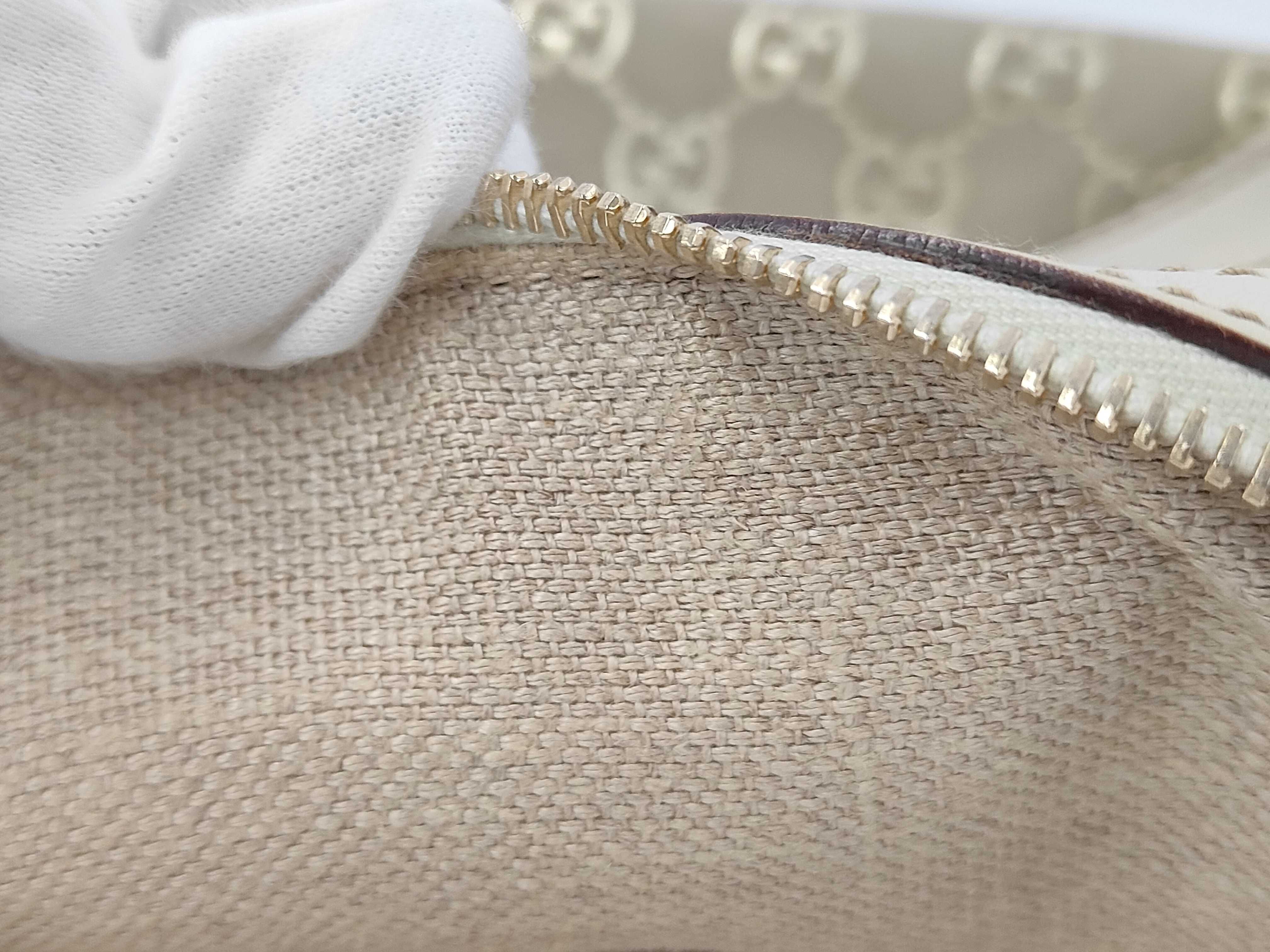 GG Canvas Shoulder Bag Handbag — view 10