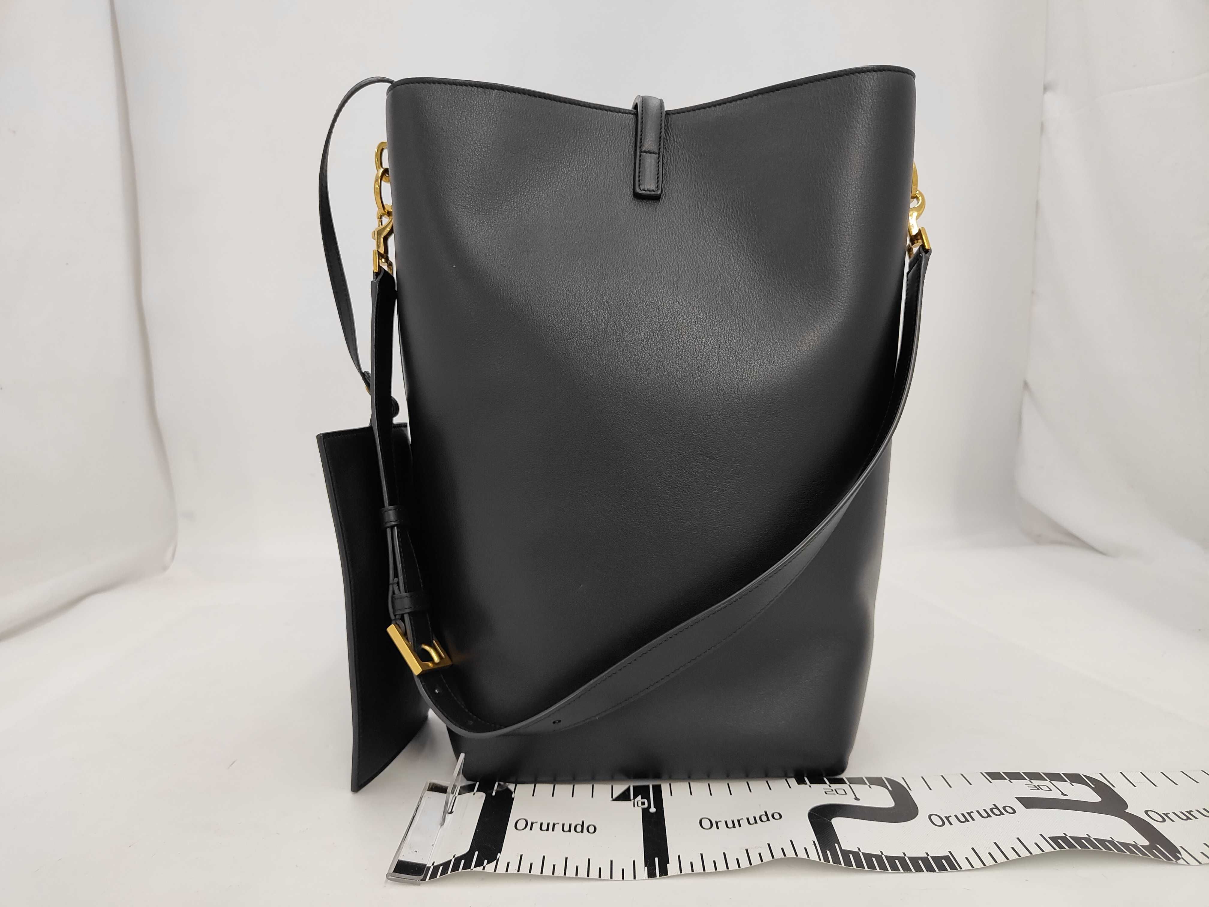 Shoulder Bag LE 37 Long Calfskin Black Gold Hardware 800594 Shoulder Bag — view 2