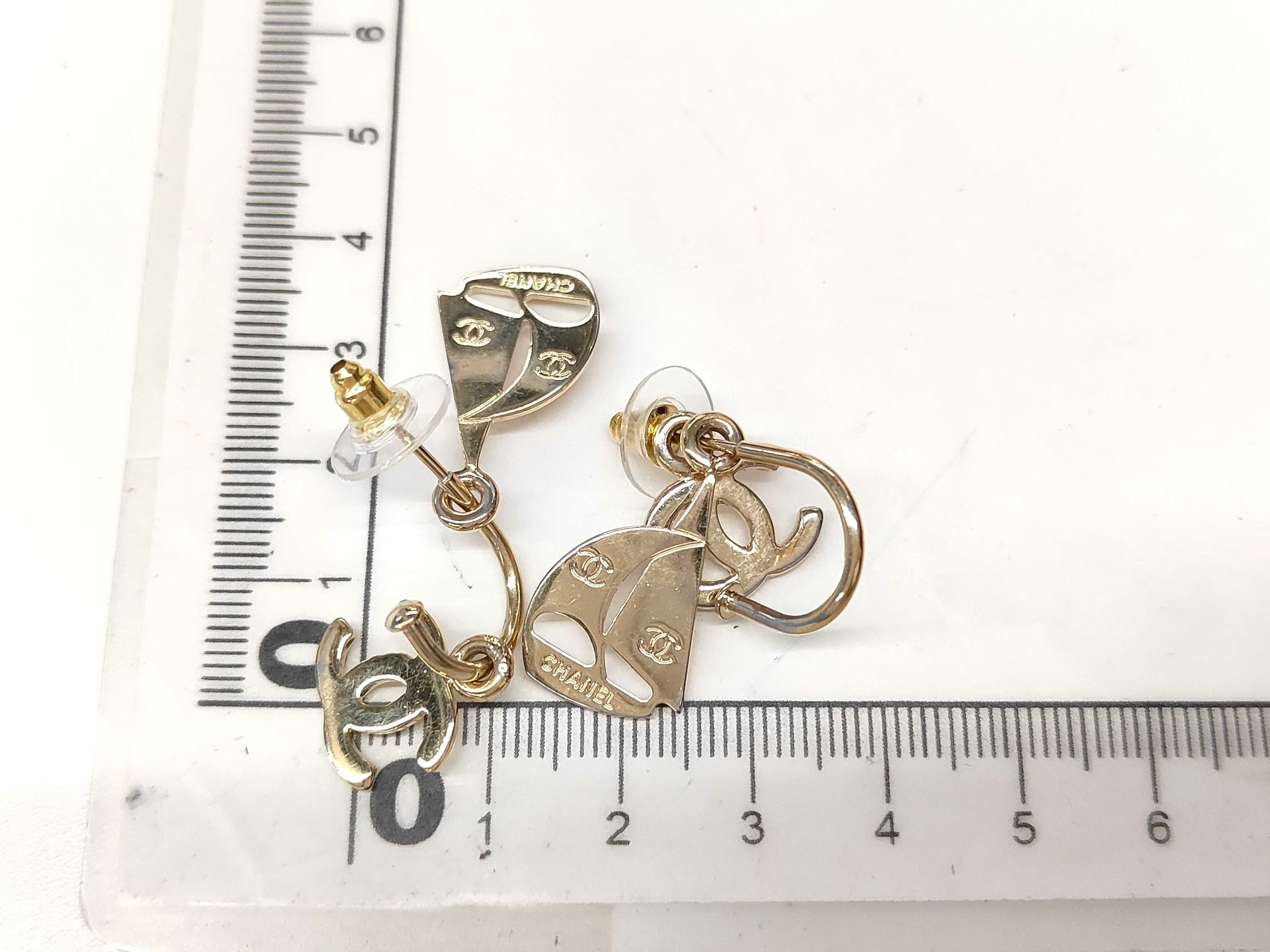 engraved Coco Mark yacht earrings — view 7