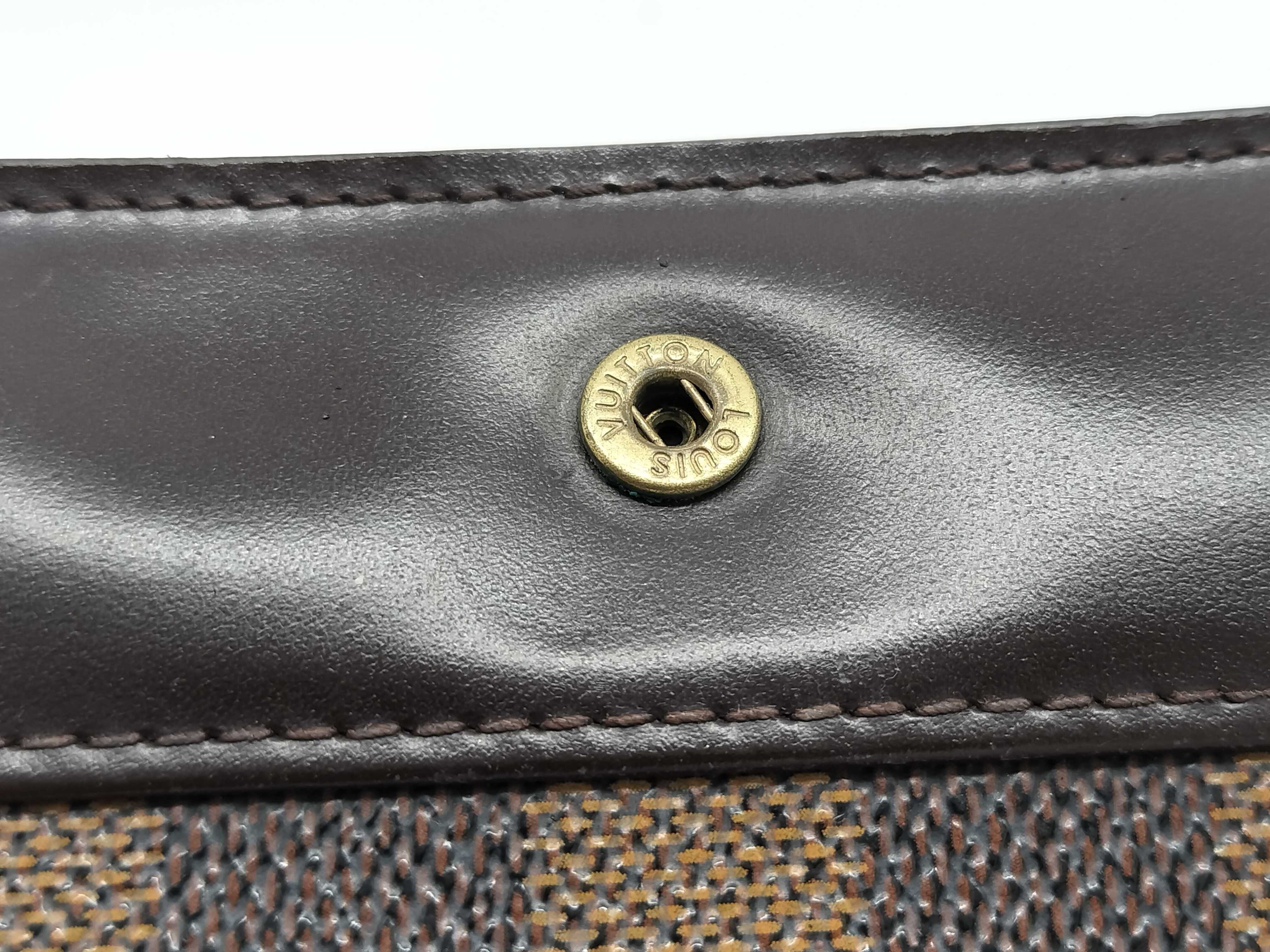 Damier Ebene Compact Zip Wallet N61668 — view 15