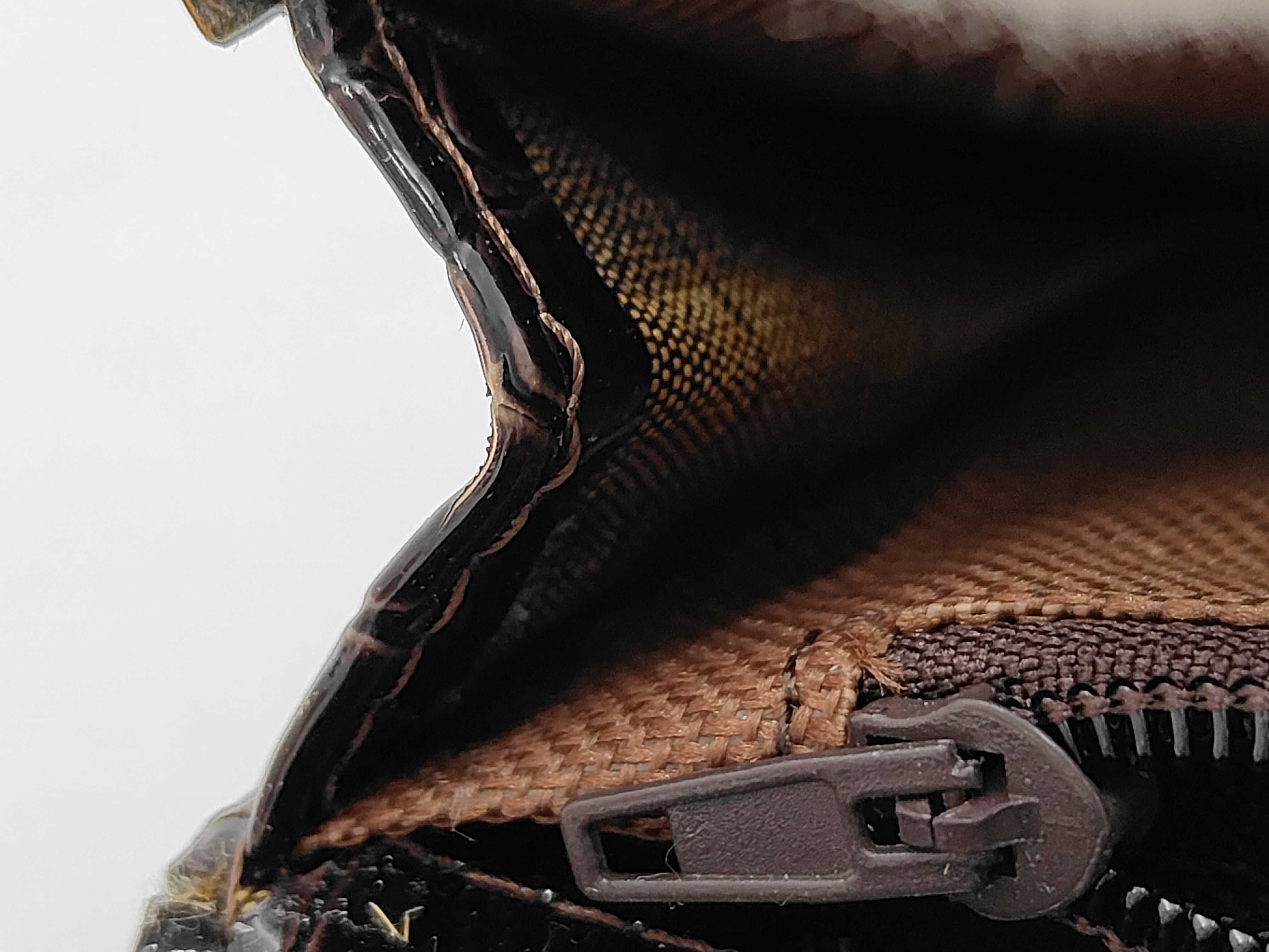 wallet — view 9
