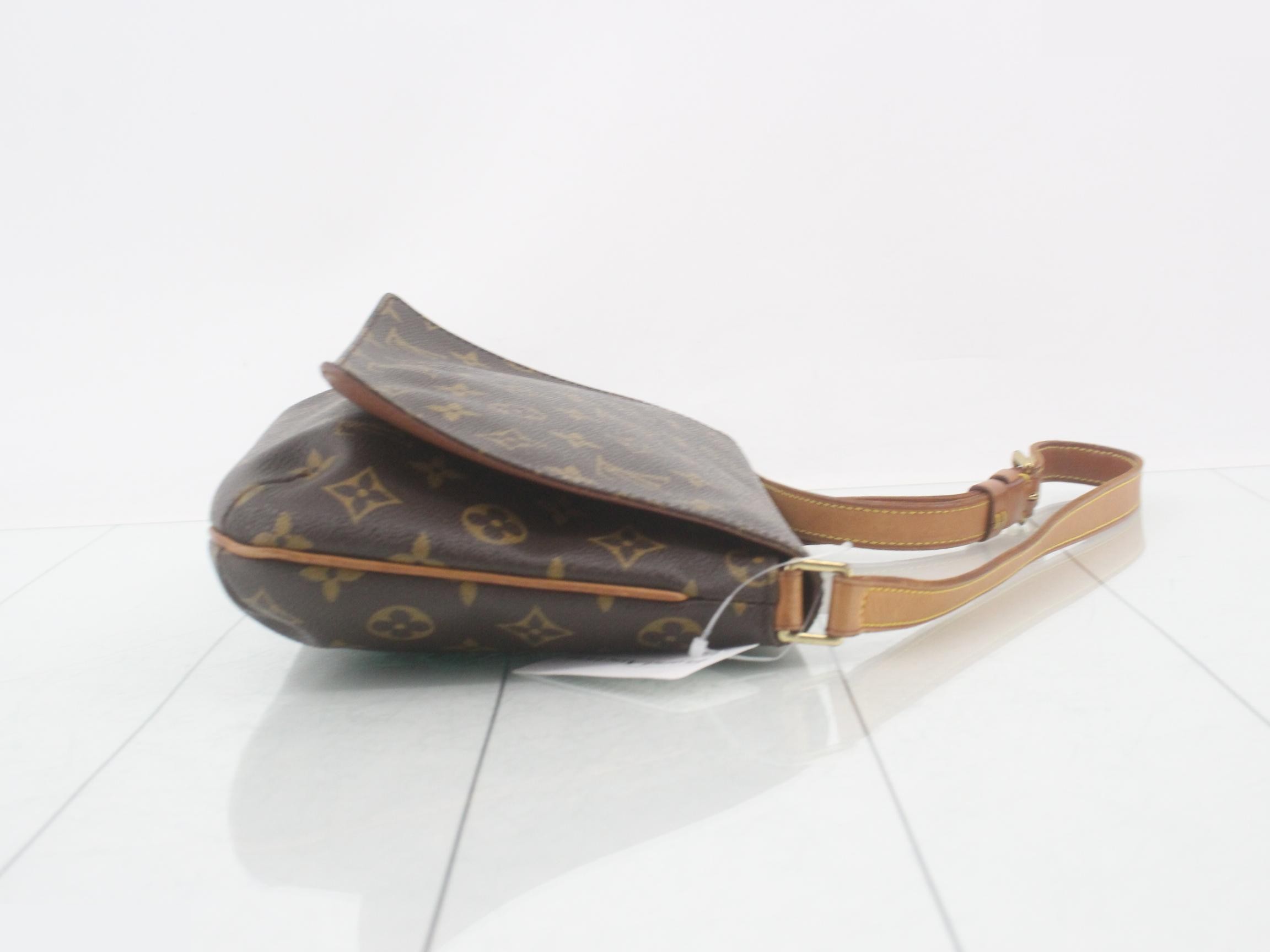 Musette Tango Short Shoulder — view 3