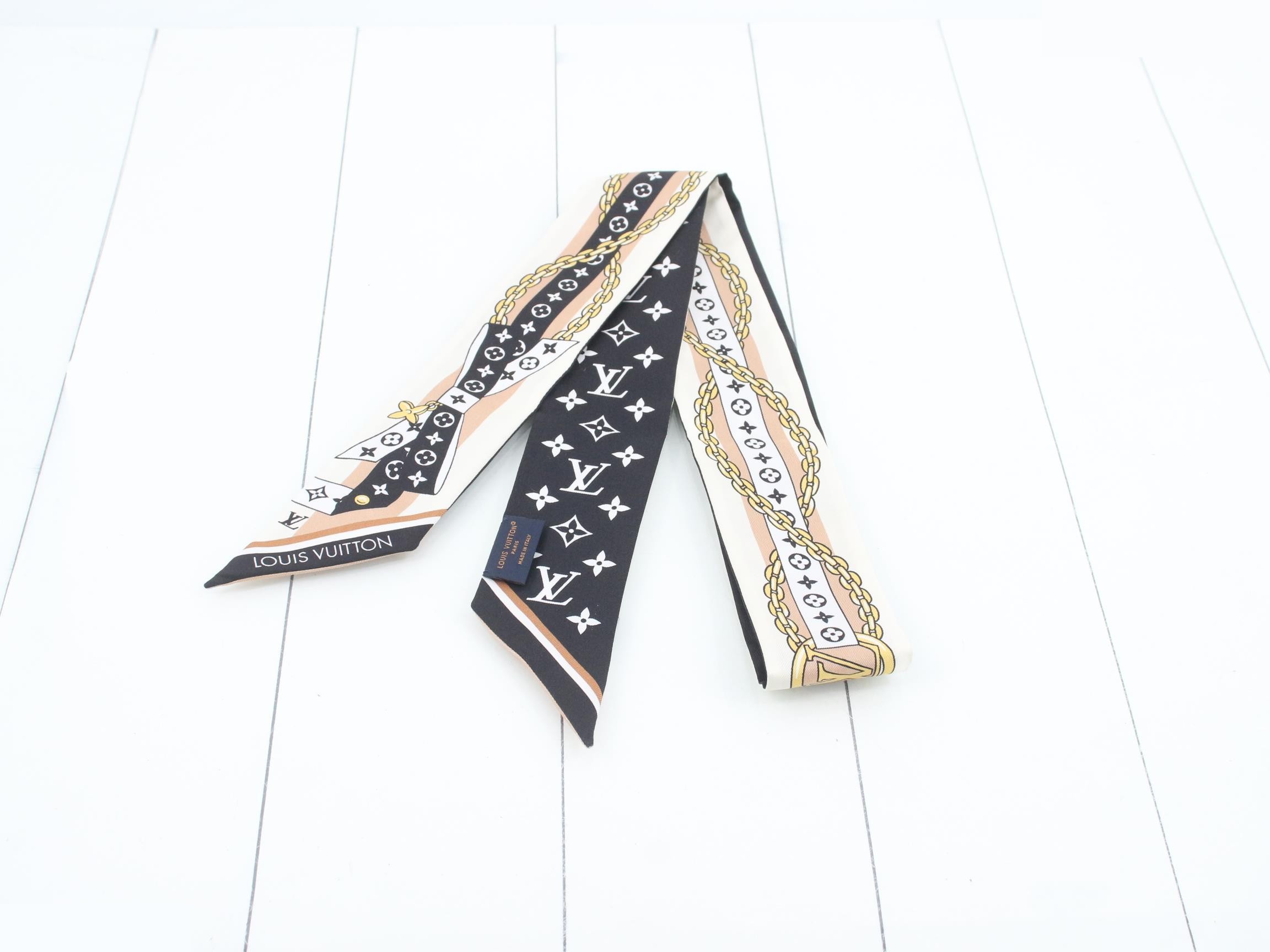 Bandeau BB LV Bow Noir Scarf M96176 — view 2