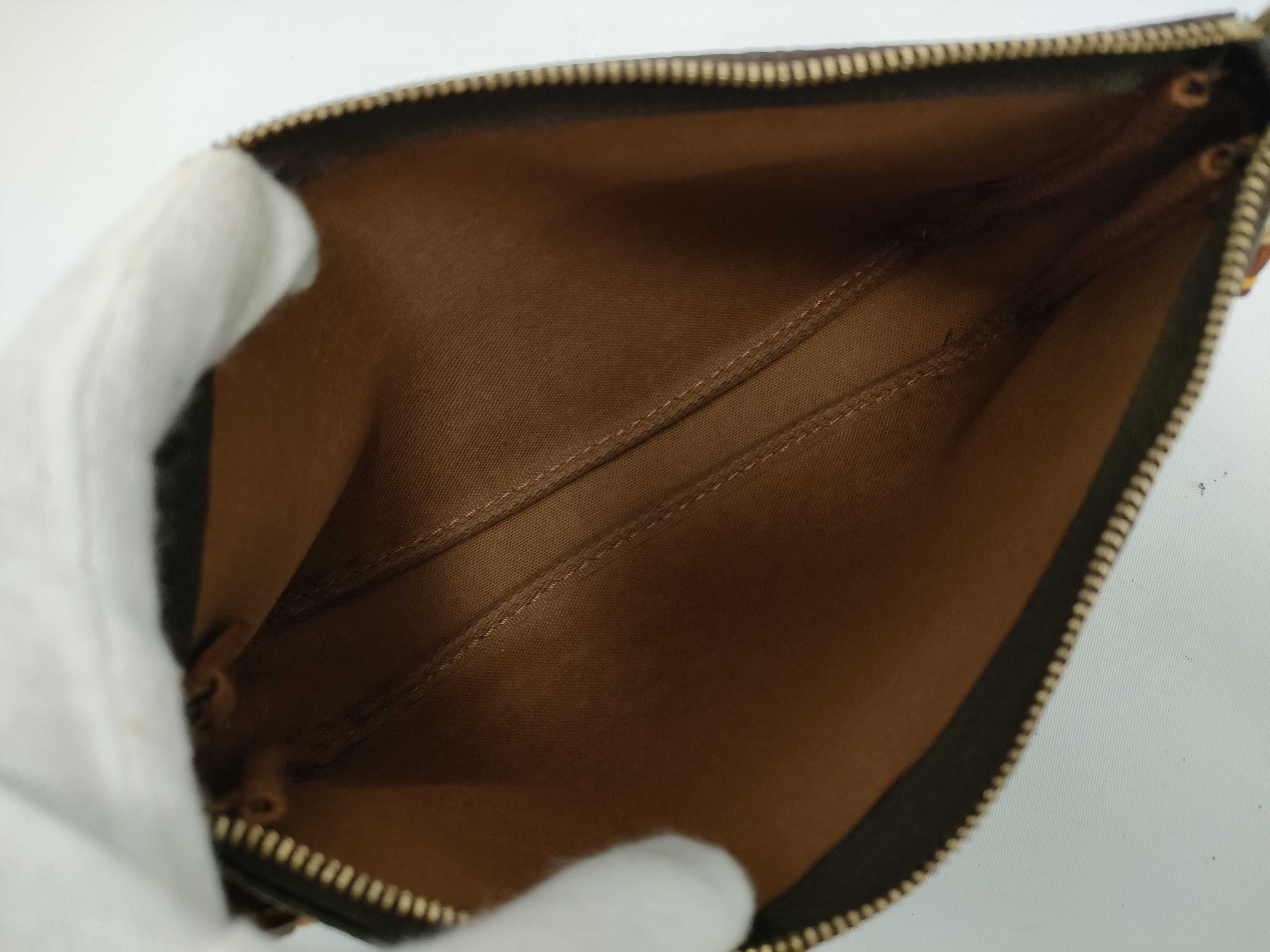 Monogram Accessoires SP0070 Pouch — view 9