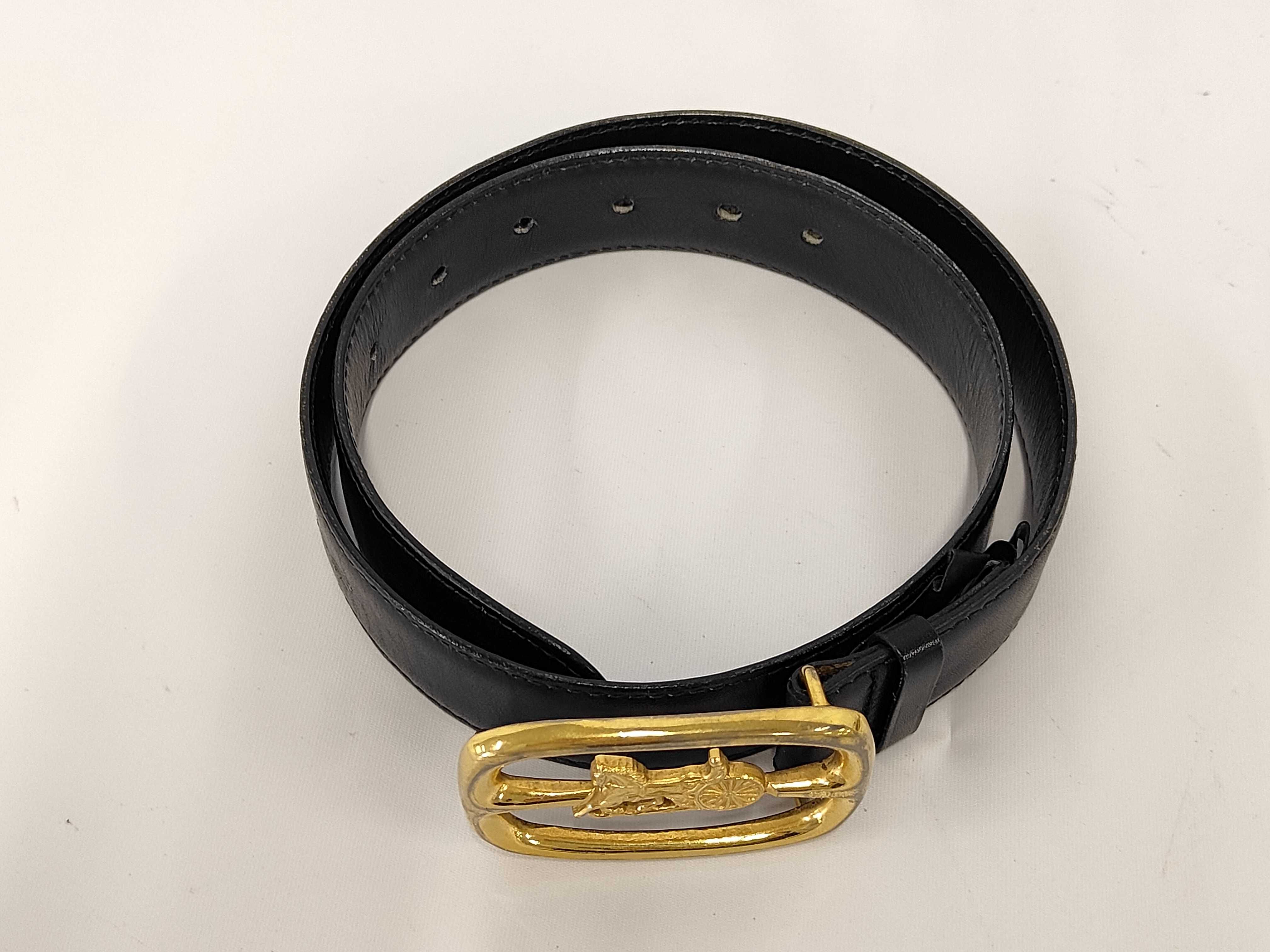 leather belt with carriage hardware, size . — view 3