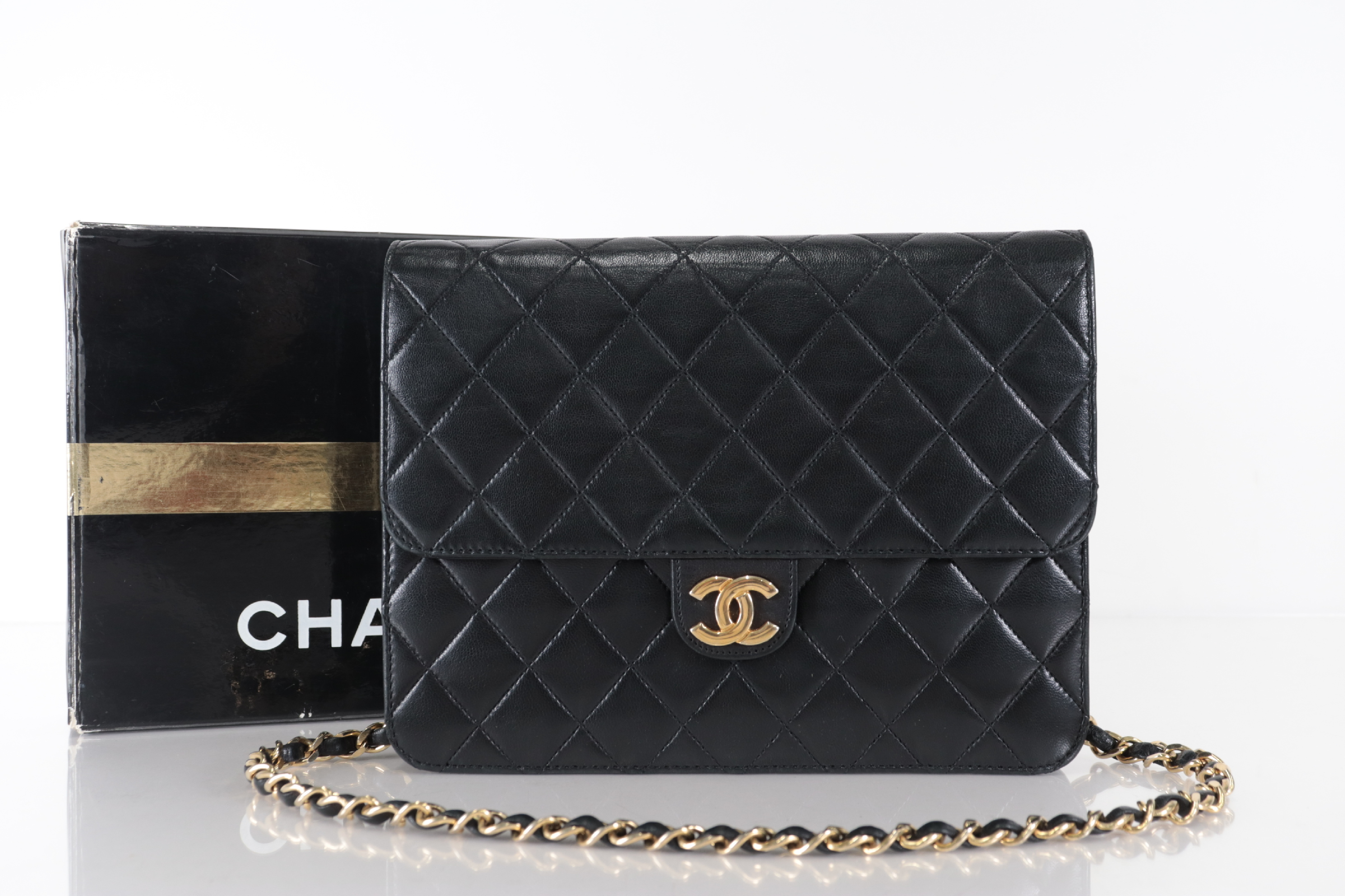 Matelassé Lambskin Push Chain Shoulder Bag (Series 7)