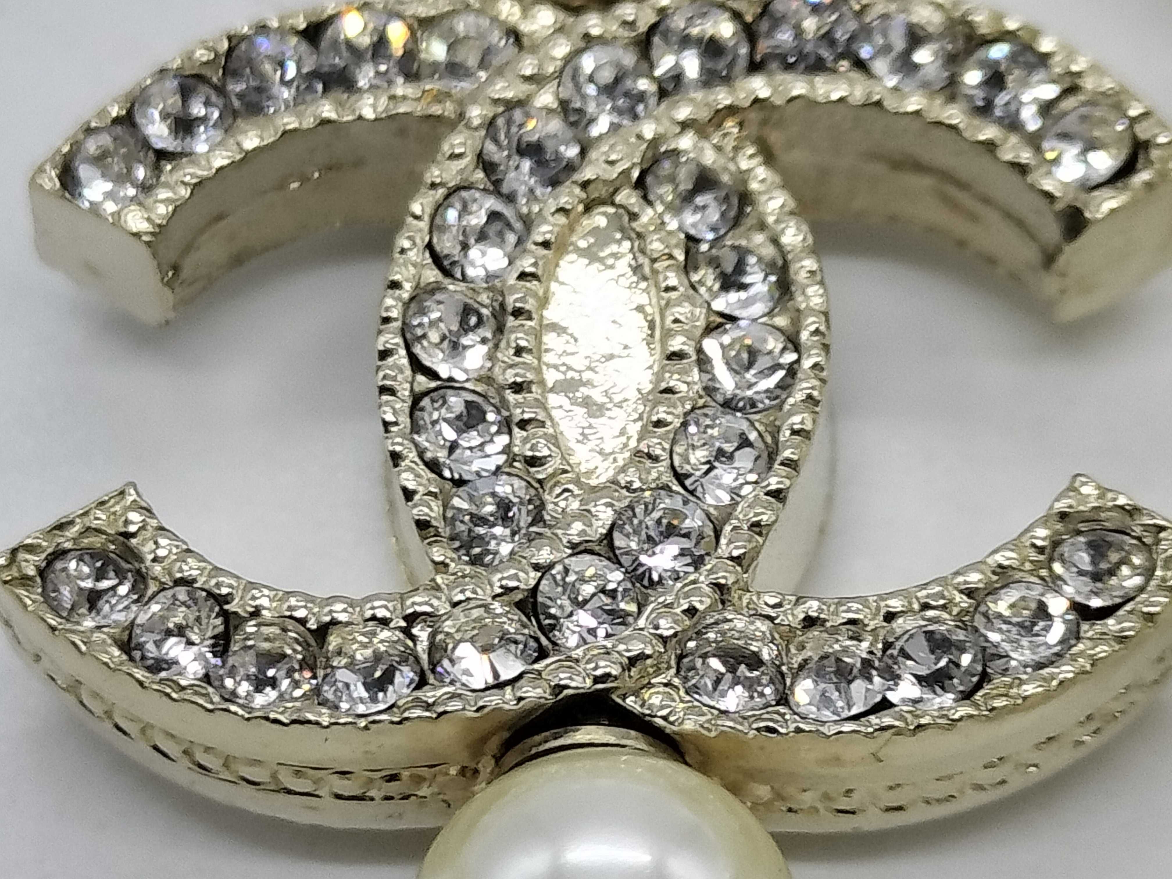Sport P23A Pearl Long Necklace — view 4