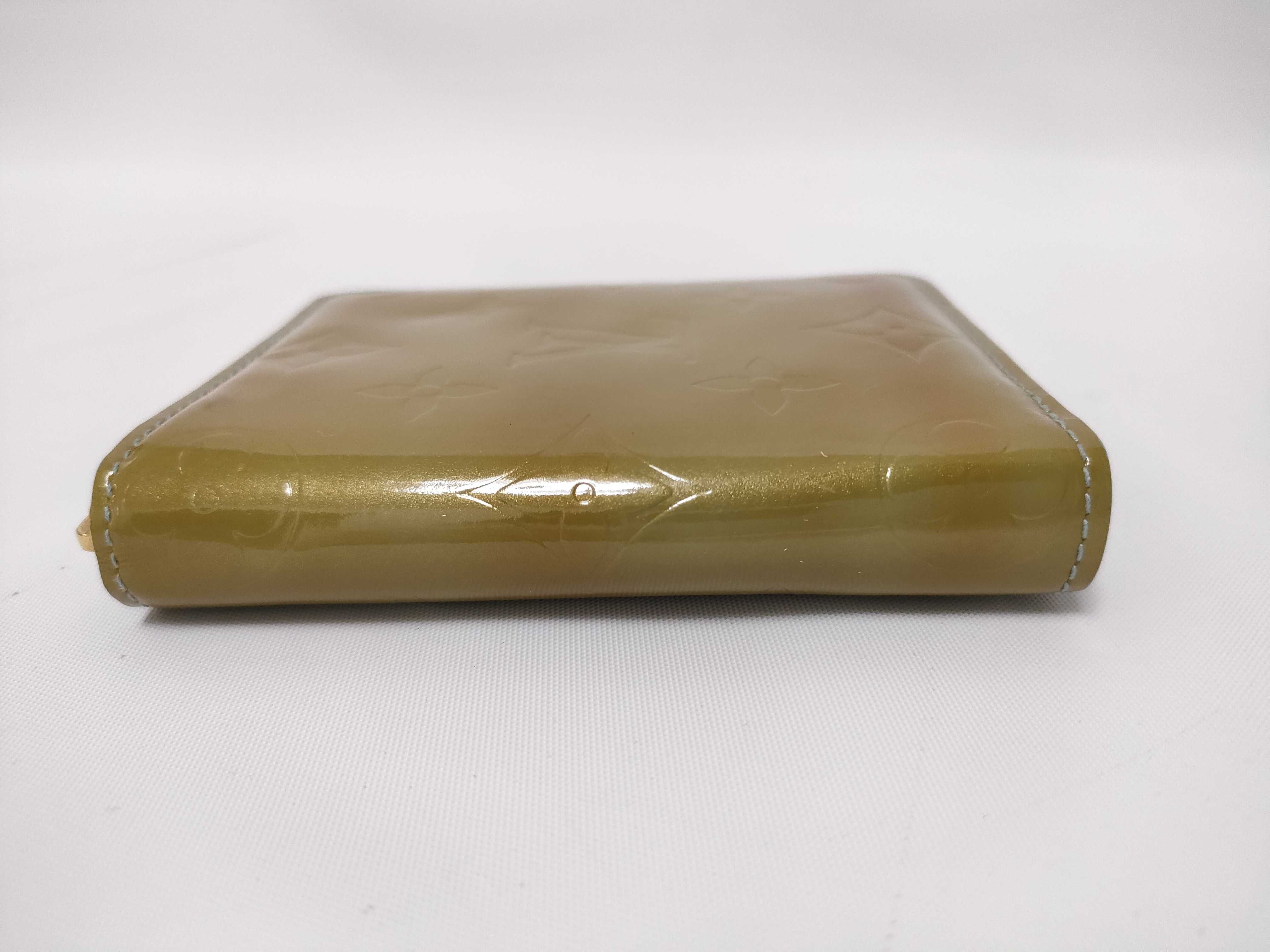 Vernis Louis Vuitton Vernis Round Zipper Folding Wallet — view 6