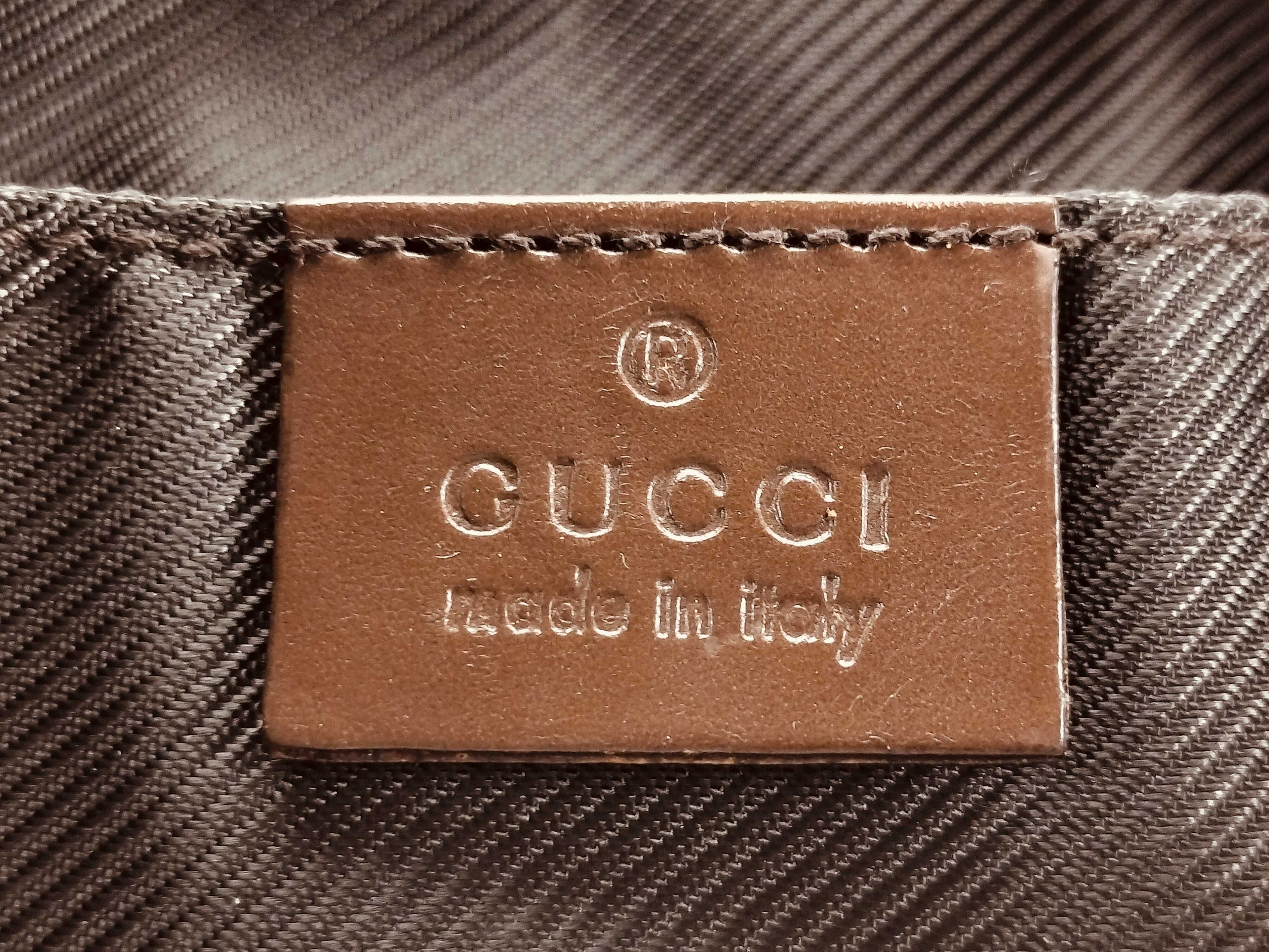 GG Canvas Shoulder Bag — view 13