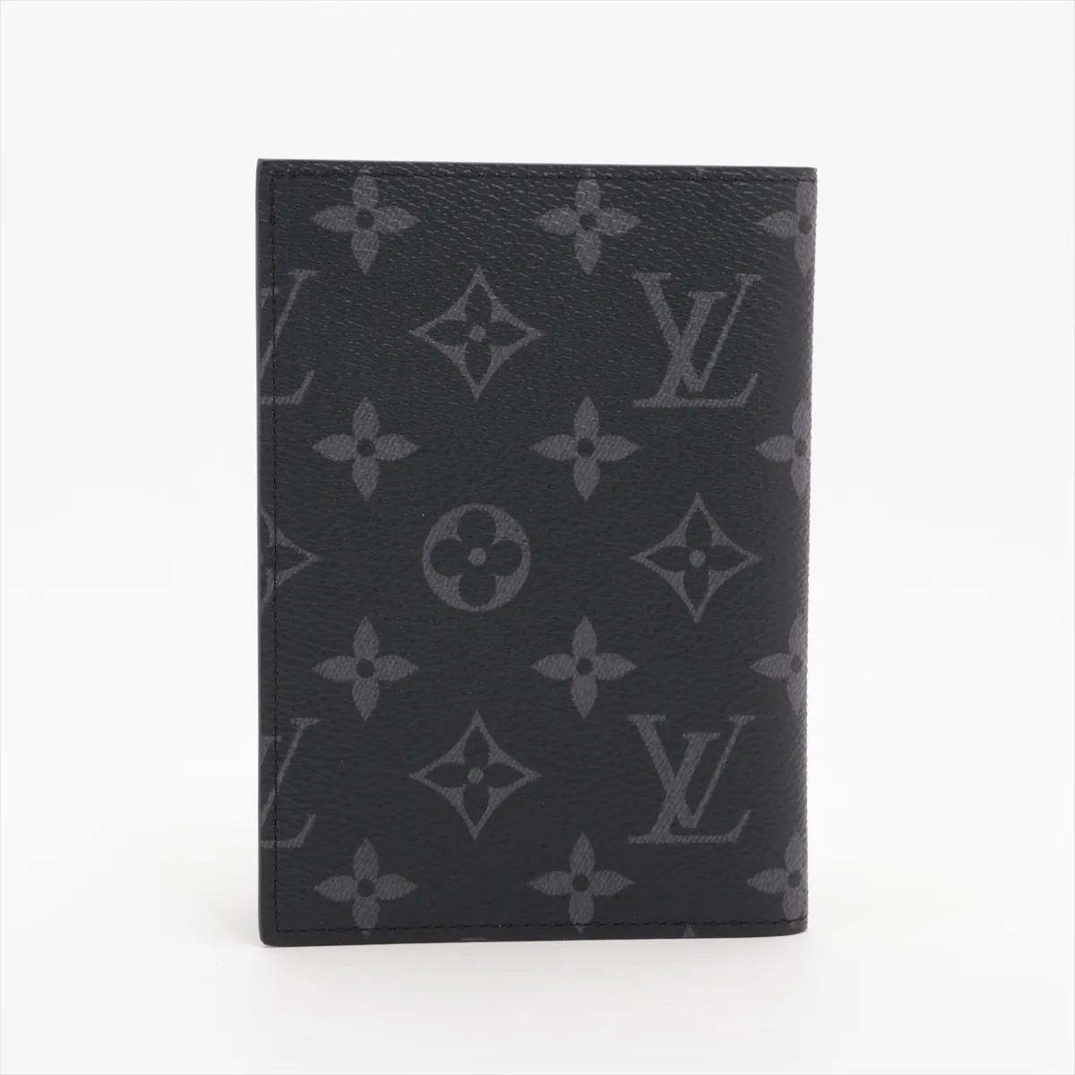 Eclipse Couverture Passport M64501 Black Passport Case (RFID Activated) — view 2