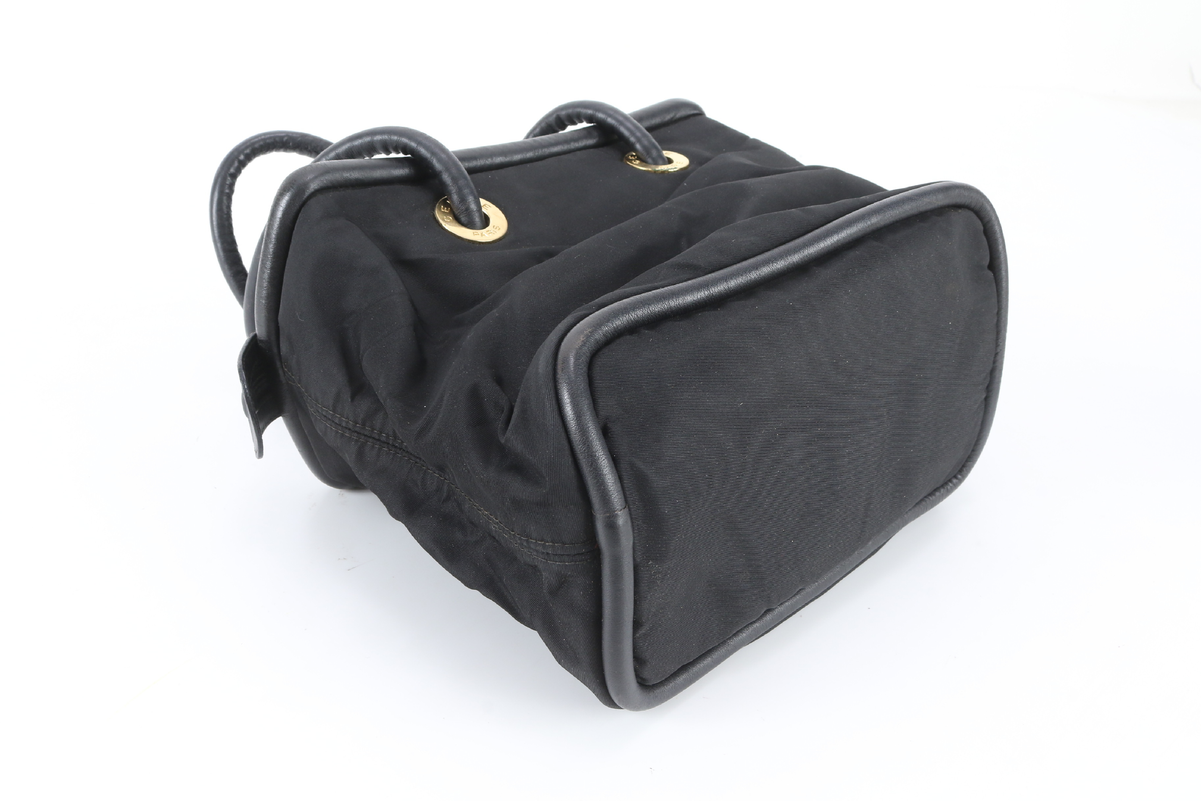 Circle Logo Leather Handbag — view 4