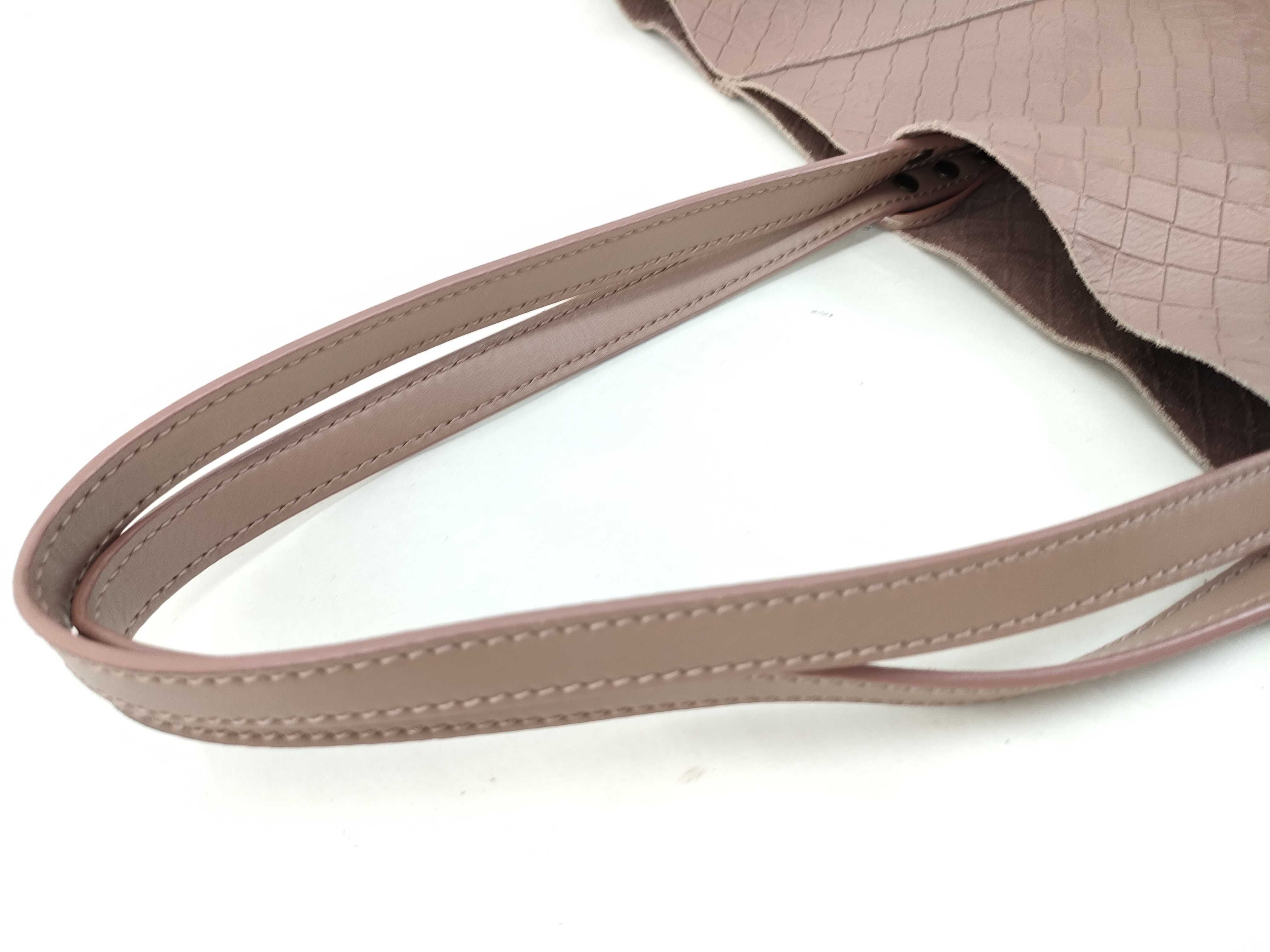 Mirage Papillon Tote Bag — view 3