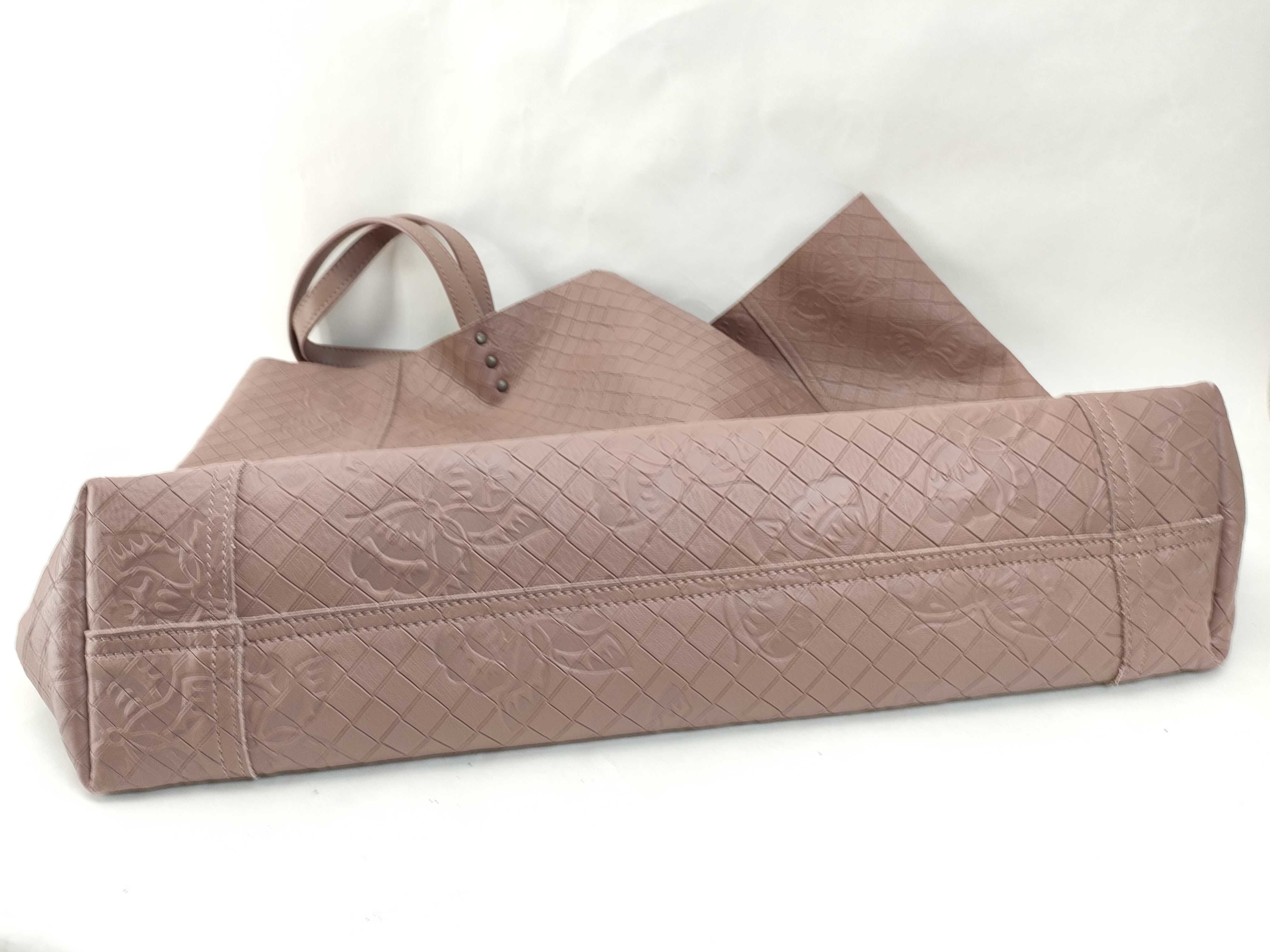 Mirage Papillon Tote Bag — view 5