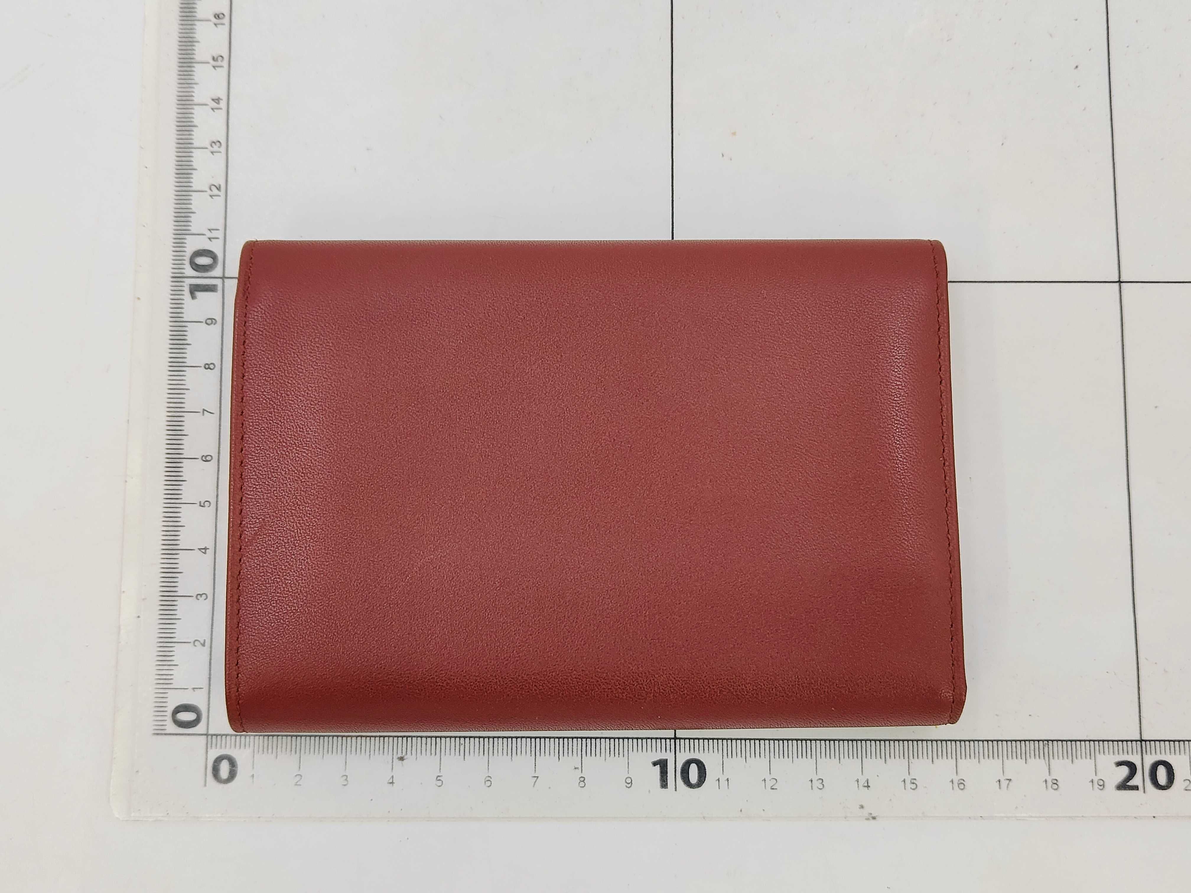 wallet — view 2
