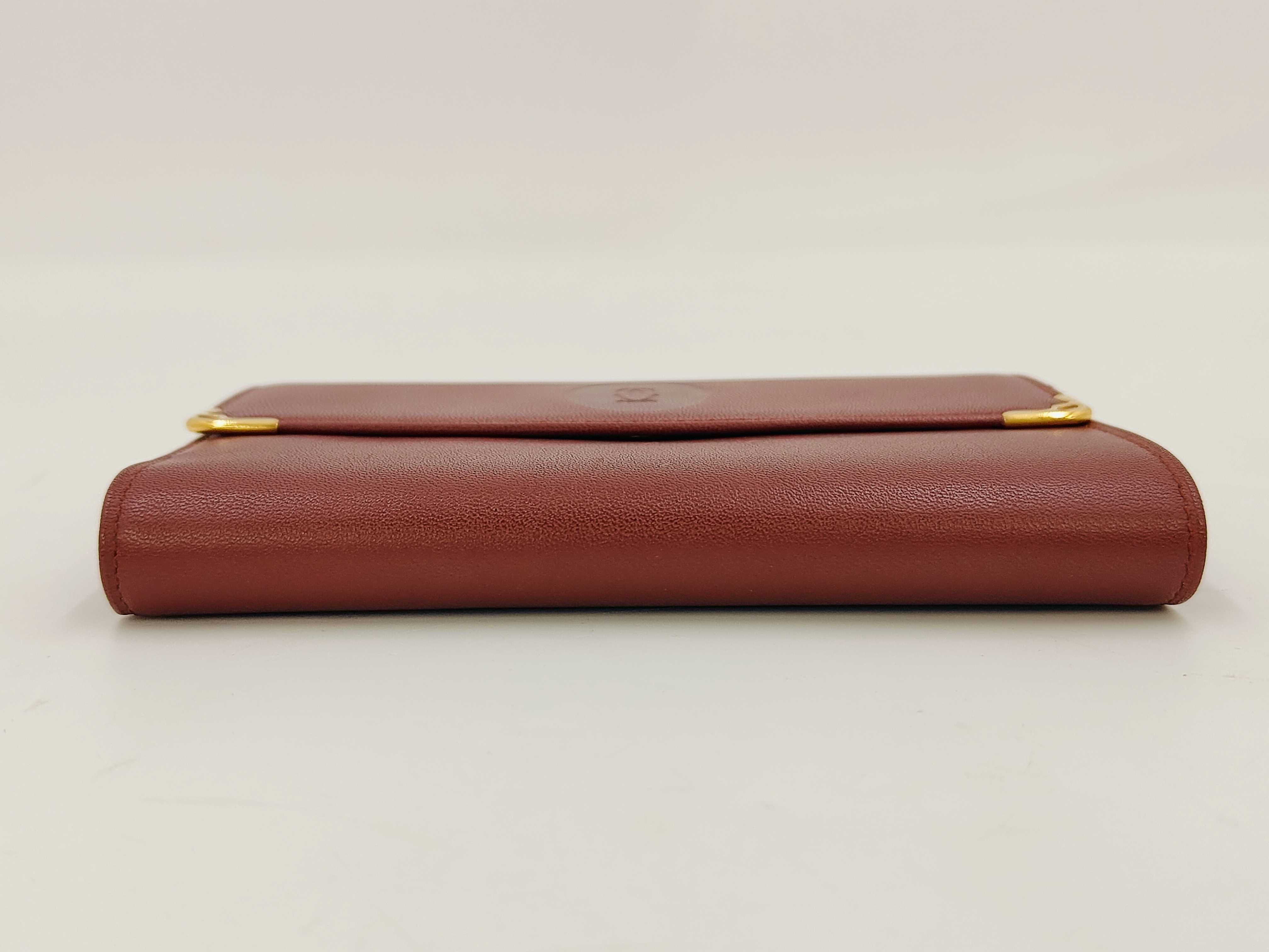 wallet — view 3