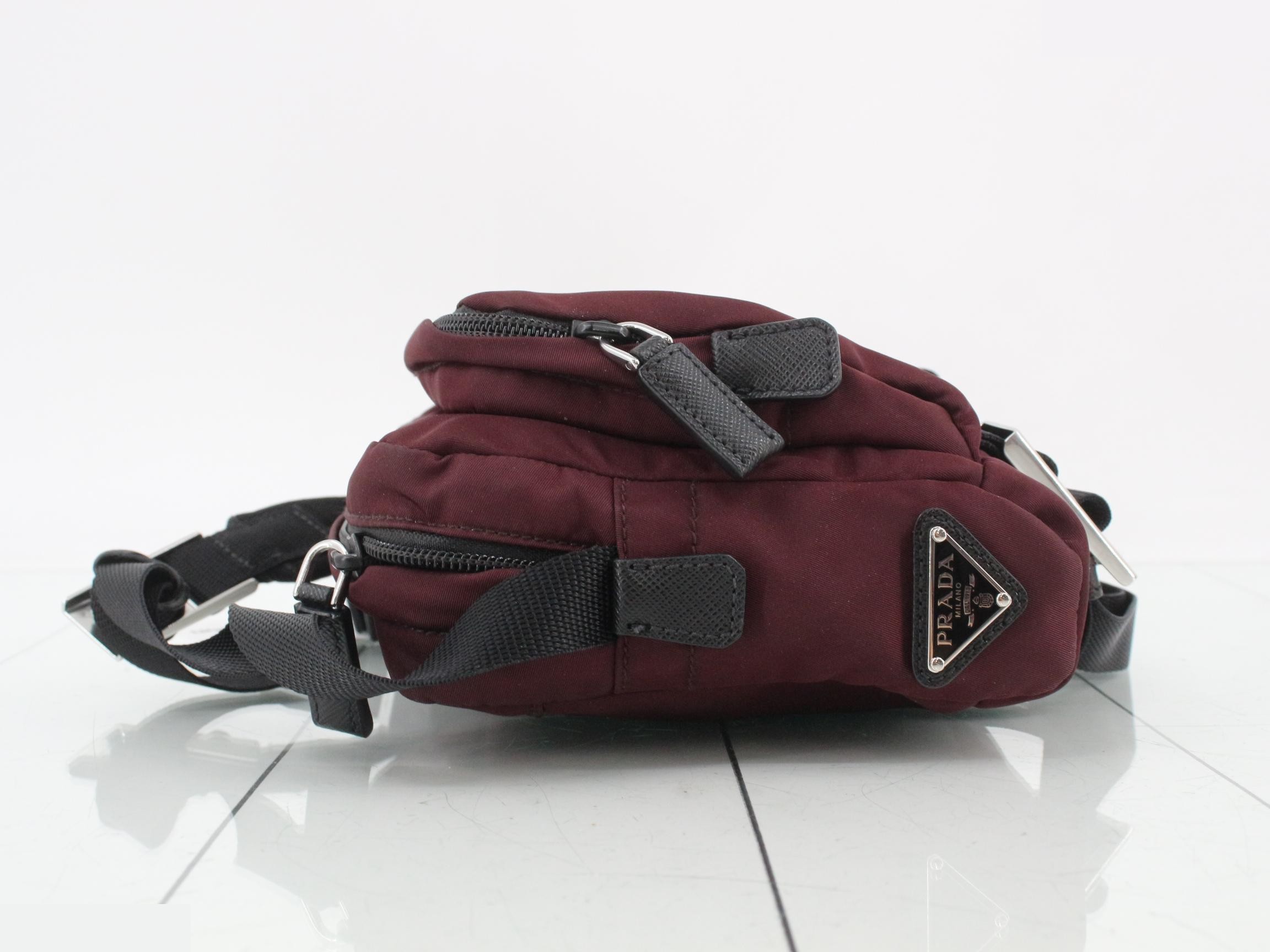 Triangle logo shoulder bag — view 4