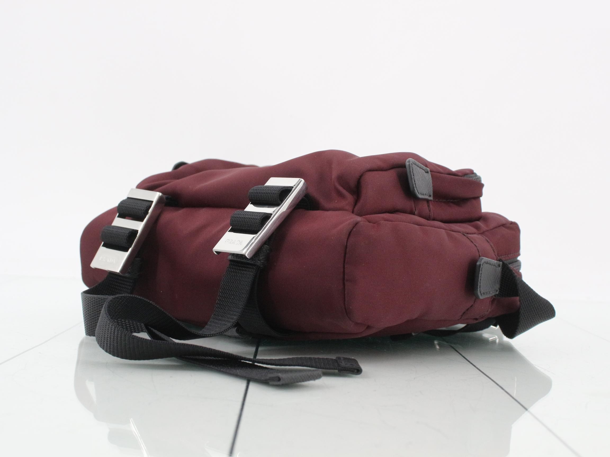 Triangle logo shoulder bag — view 6