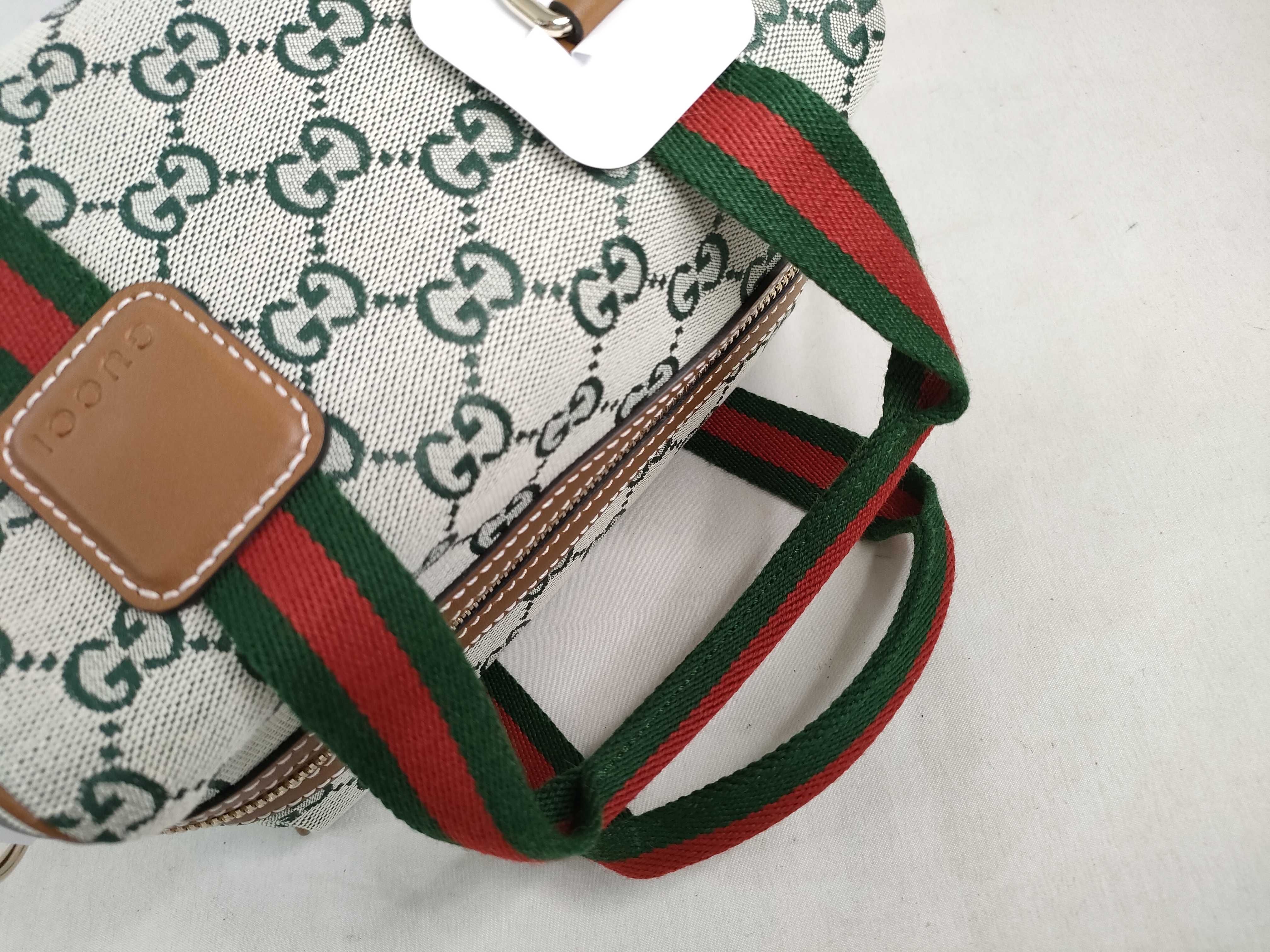 GG Canvas Unused GG Canvas 2-way Boston Handbag — view 3