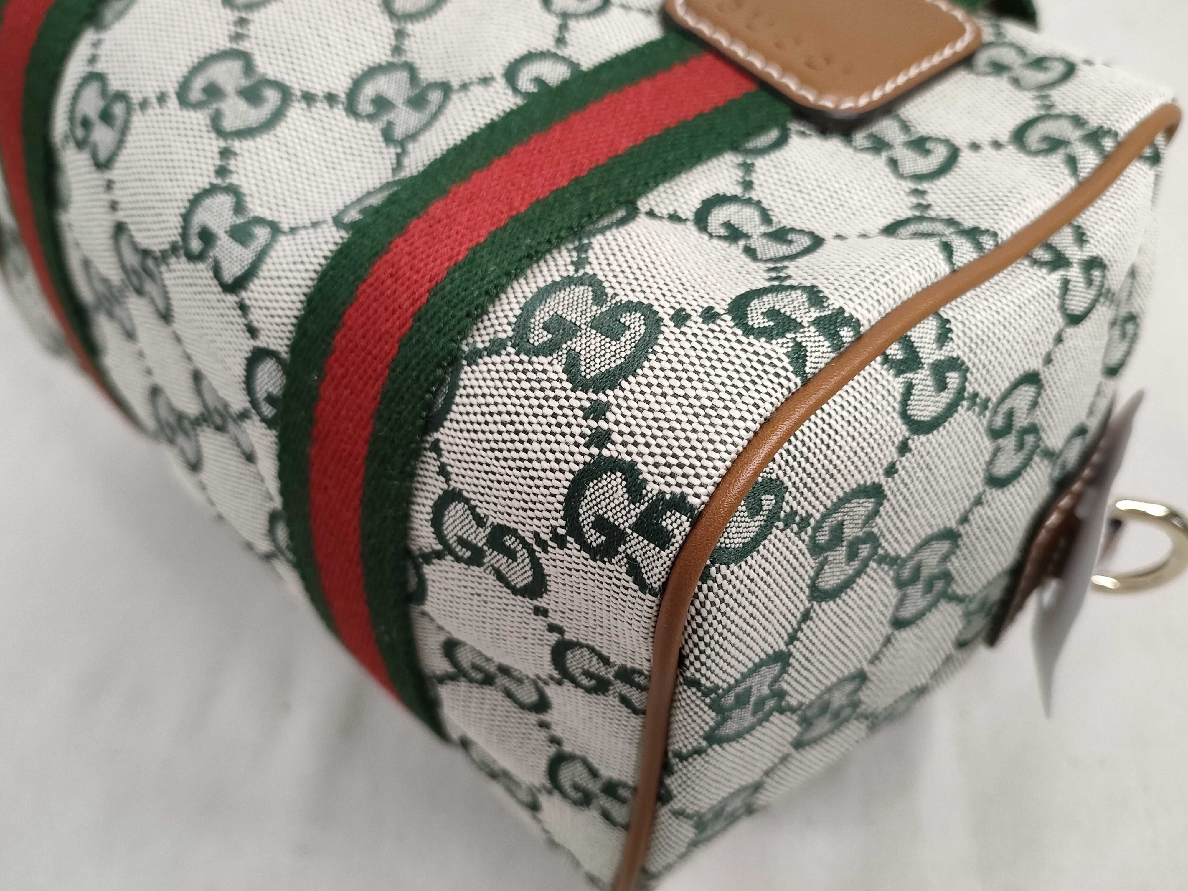 GG Canvas Unused GG Canvas 2-way Boston Handbag — view 7