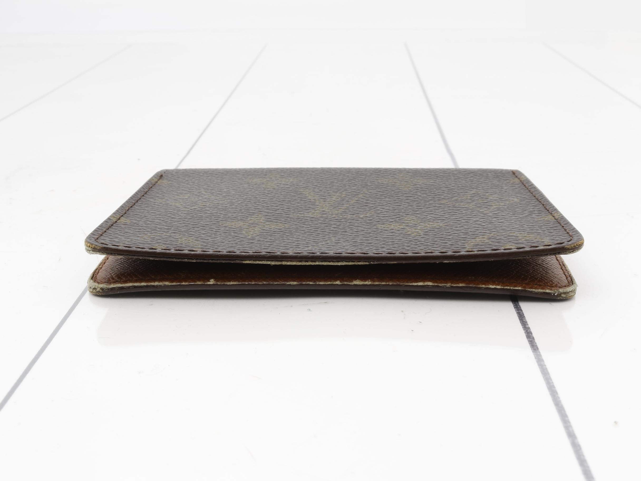 Monogram Porte II Cartes Vertical Pass Case — view 3