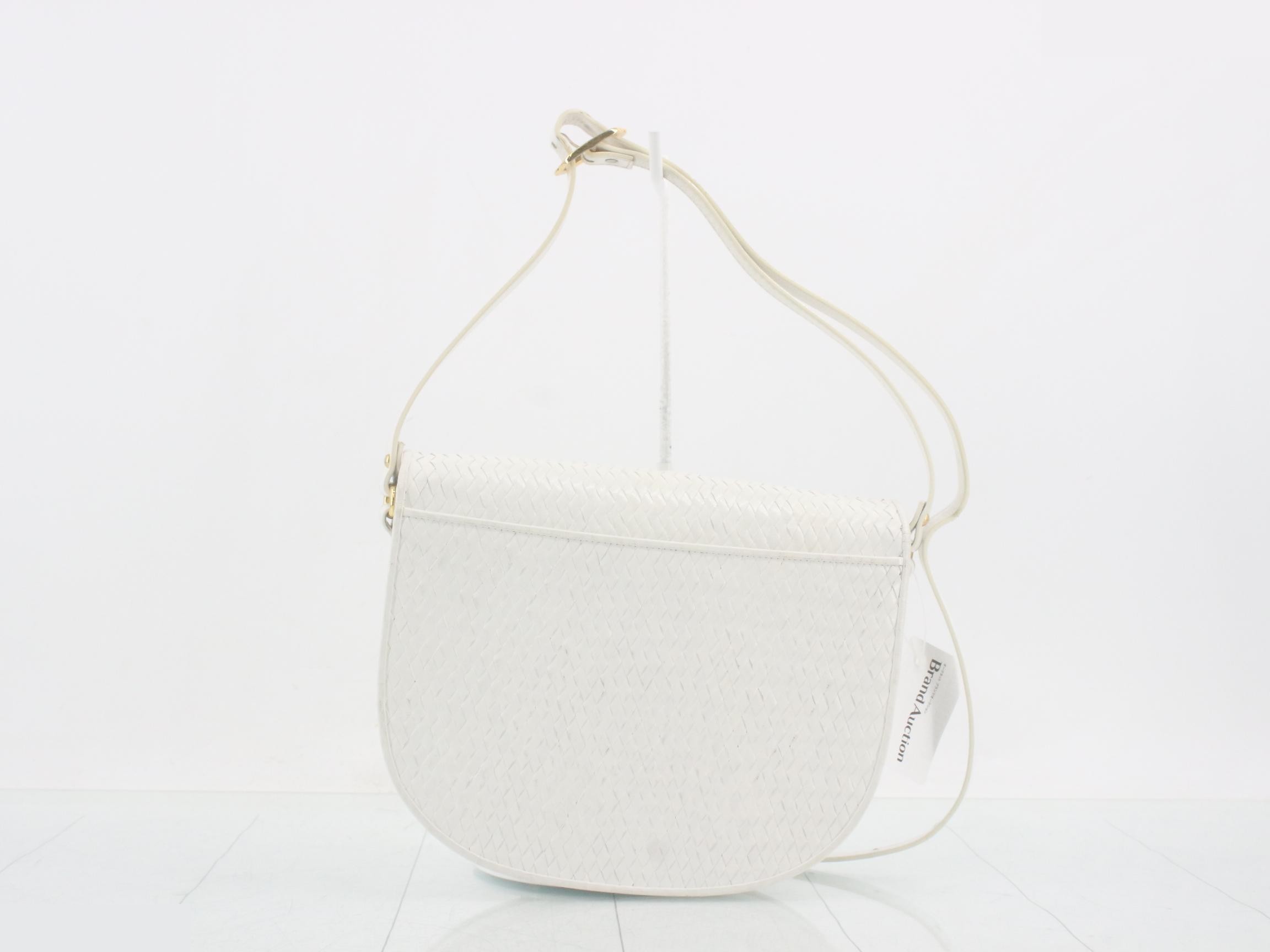 Other lines: Bags/Shoulder bags, Woven leather, White — view 2