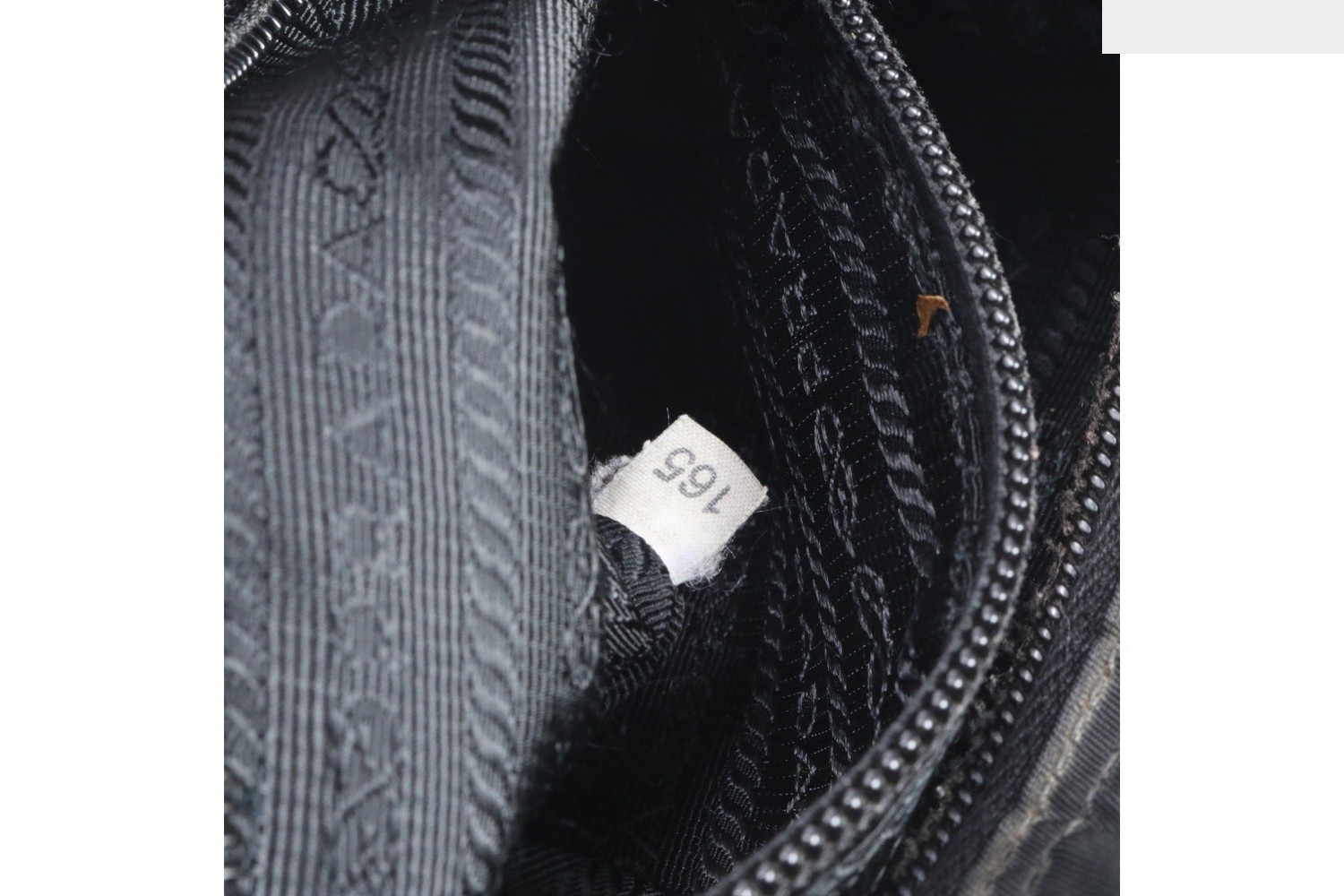Tesuto Nylon Triangle Logo Leather — view 9