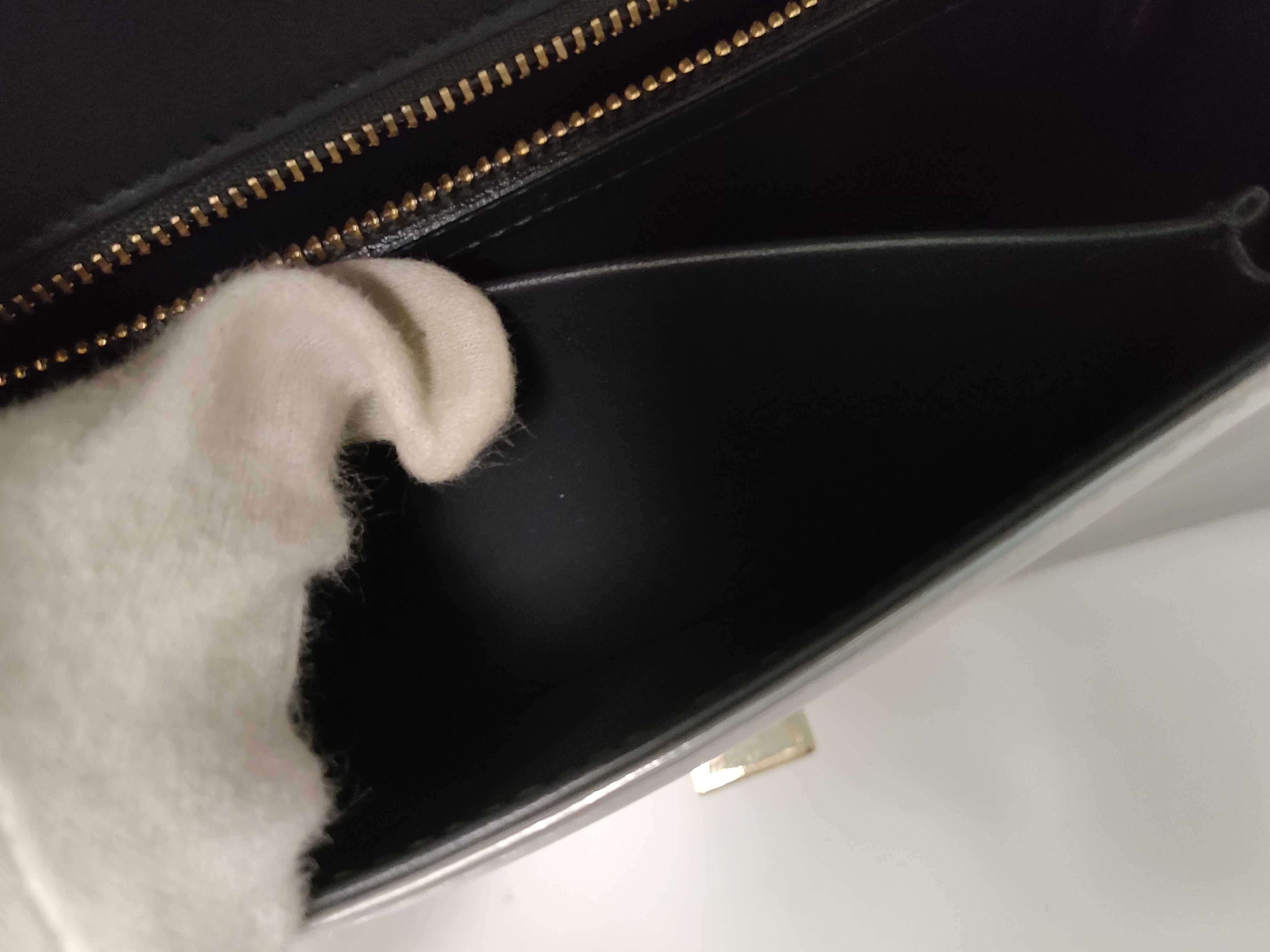 Diorama Patent Leather Chain Wallet Silver Shoulder Bag — view 13