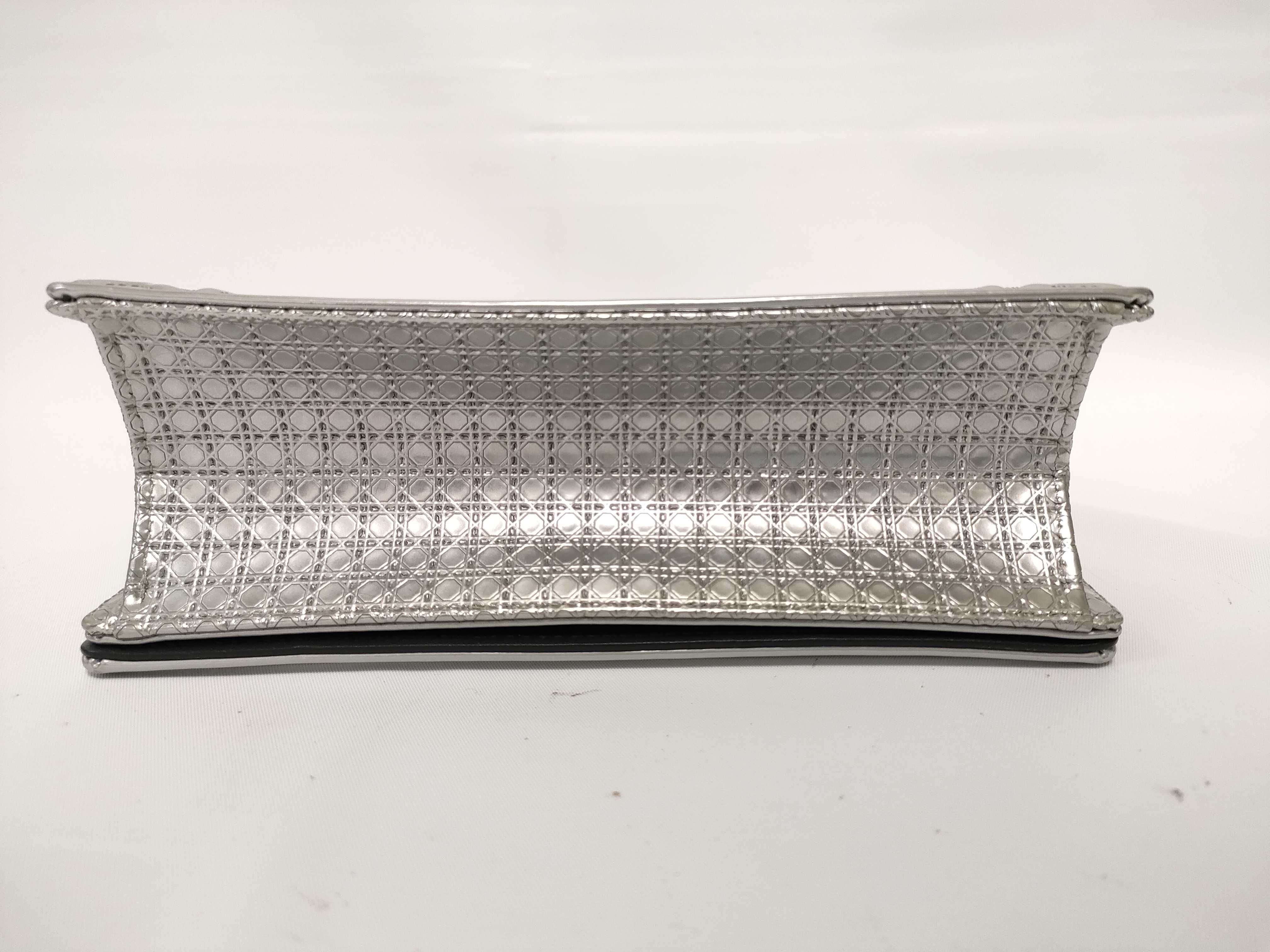 Diorama Patent Leather Chain Wallet Silver Shoulder Bag — view 3