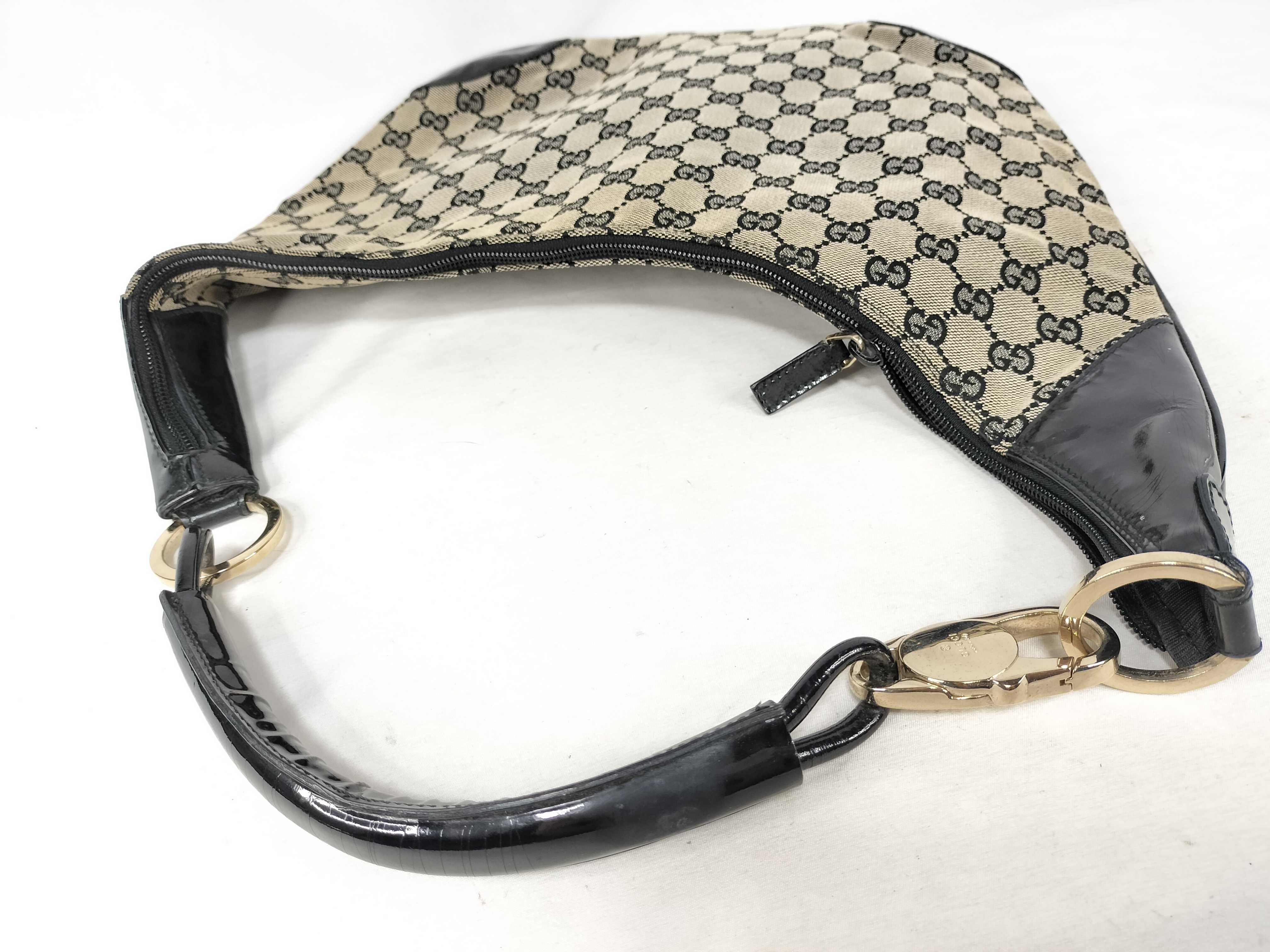 GG canvas one shoulder bag GG canvas shoulder bag — view 3