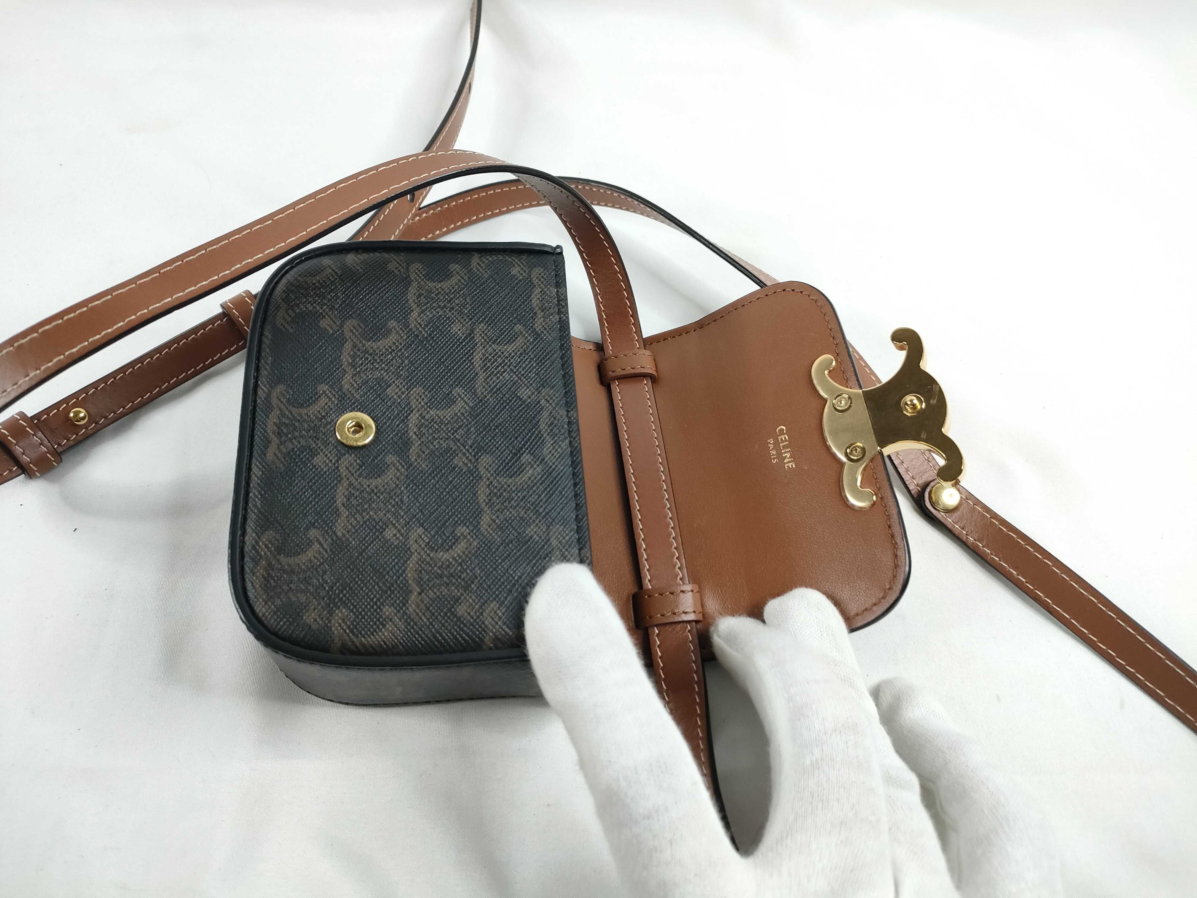 Triomphe Shoulder Bag — view 9