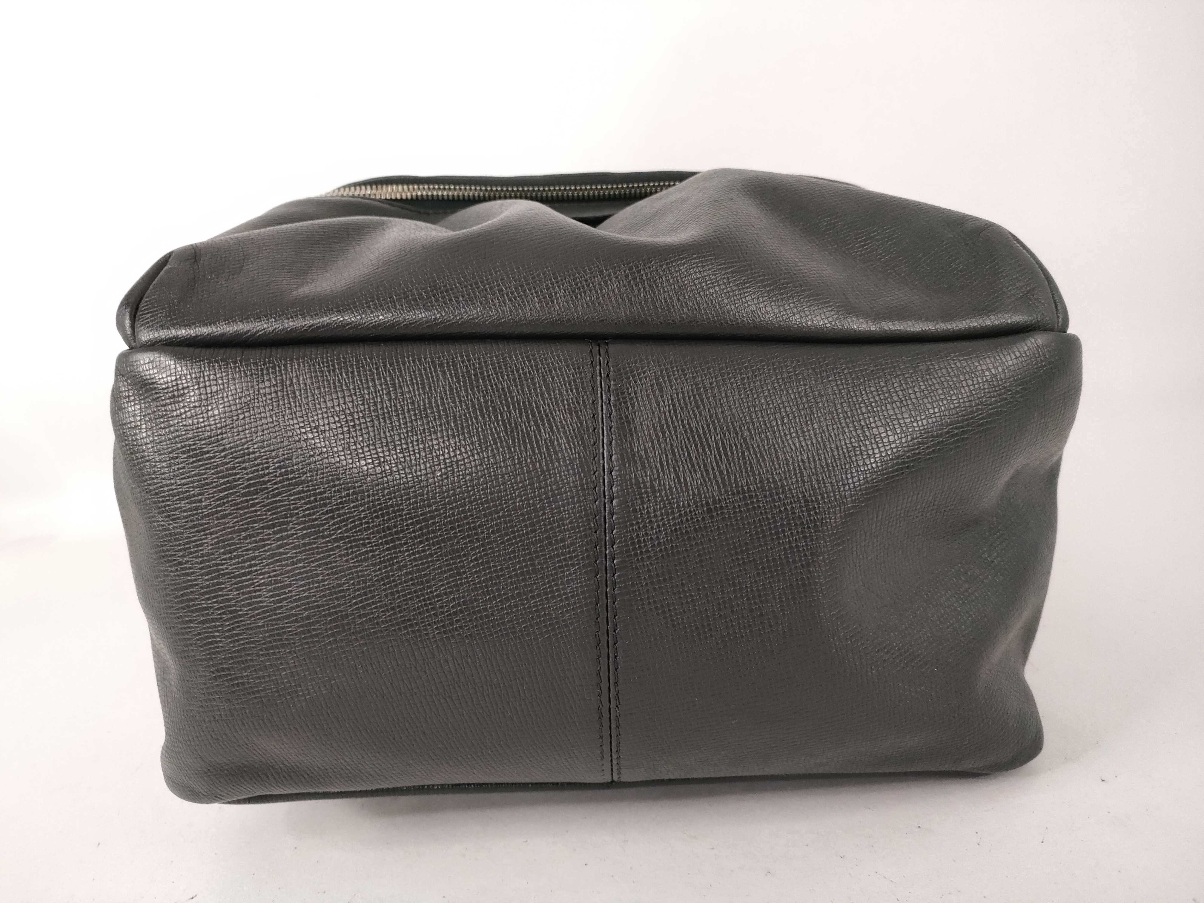 Taiga Discovery Backpack, Taiga Leather, Black Backpack — view 7