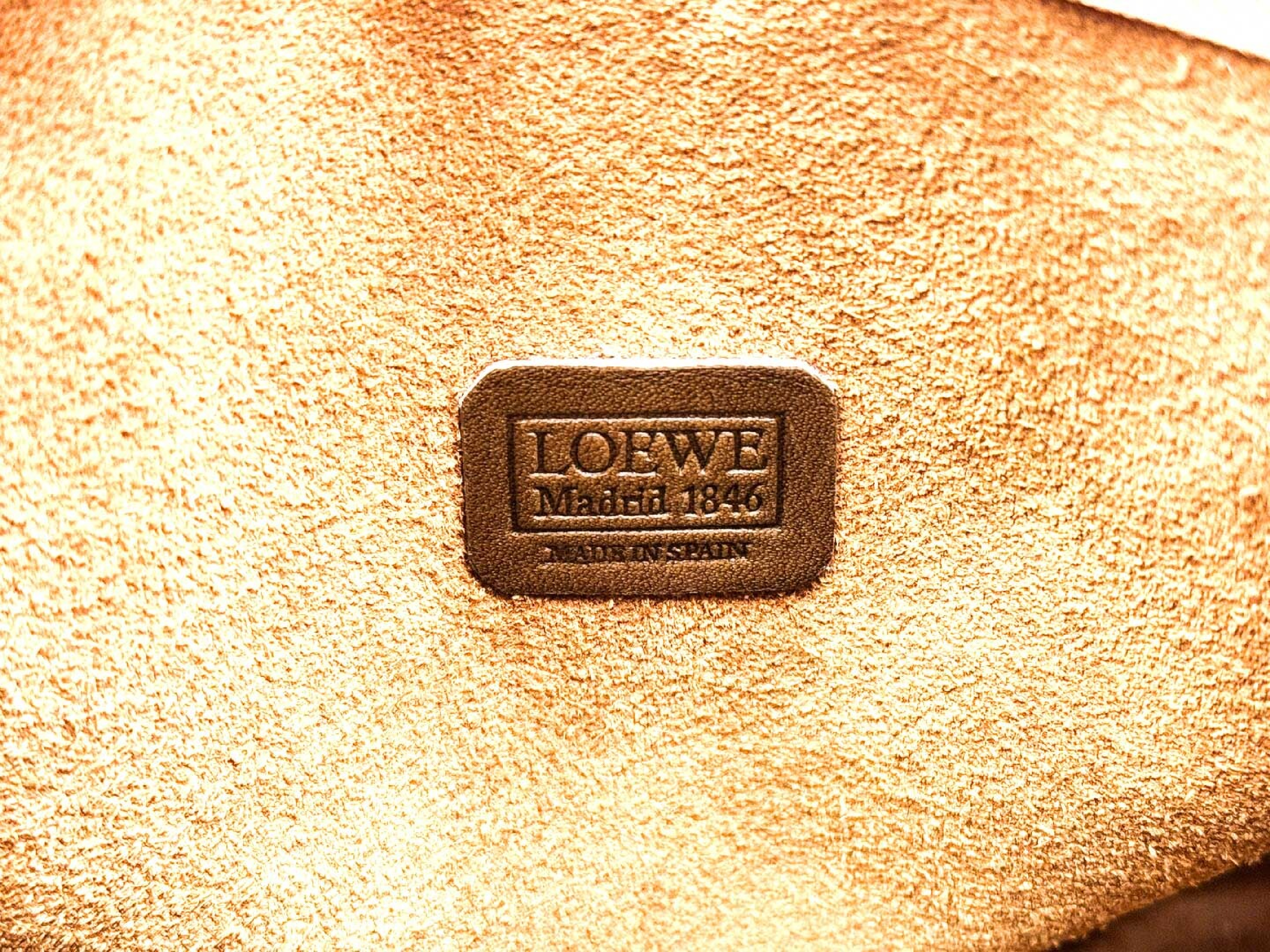 Anagram Gold Hardware Leather Handbag — view 10
