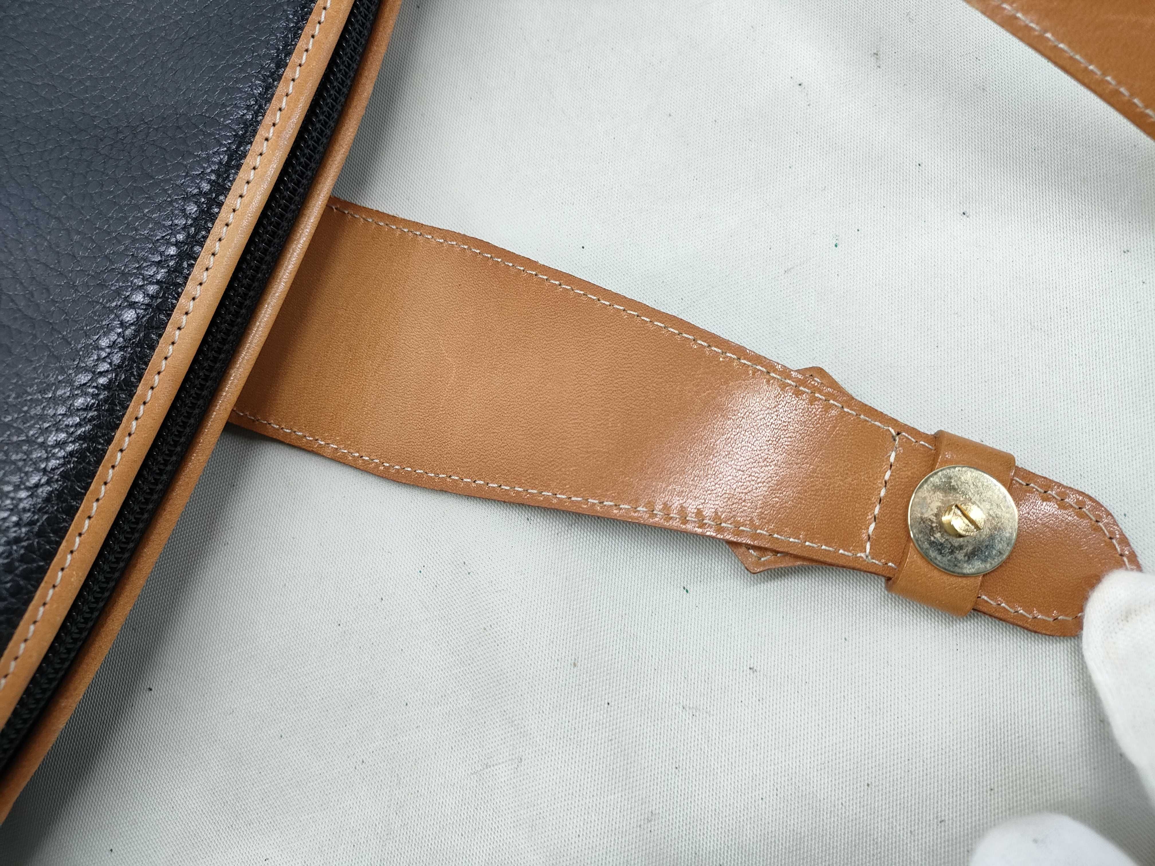 shoulder bag — view 8