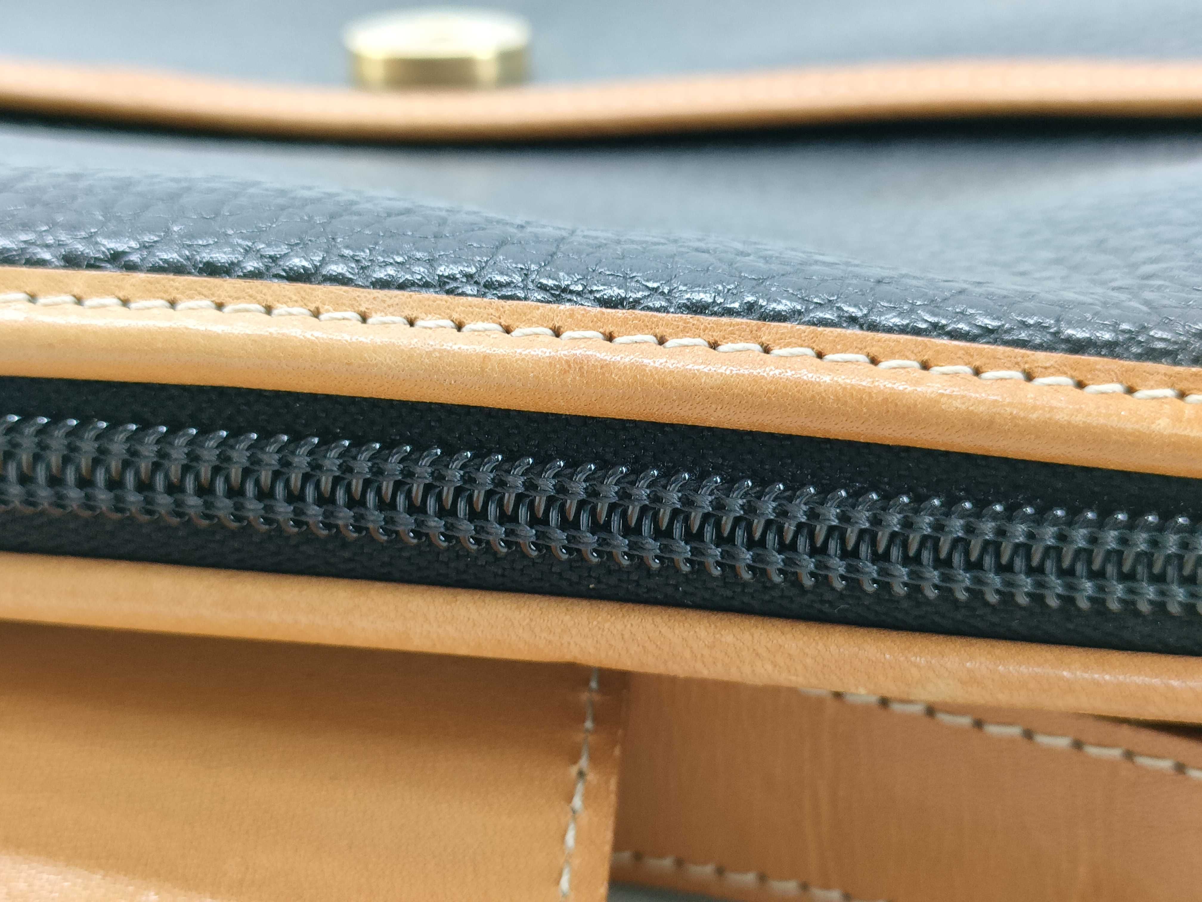 shoulder bag — view 9