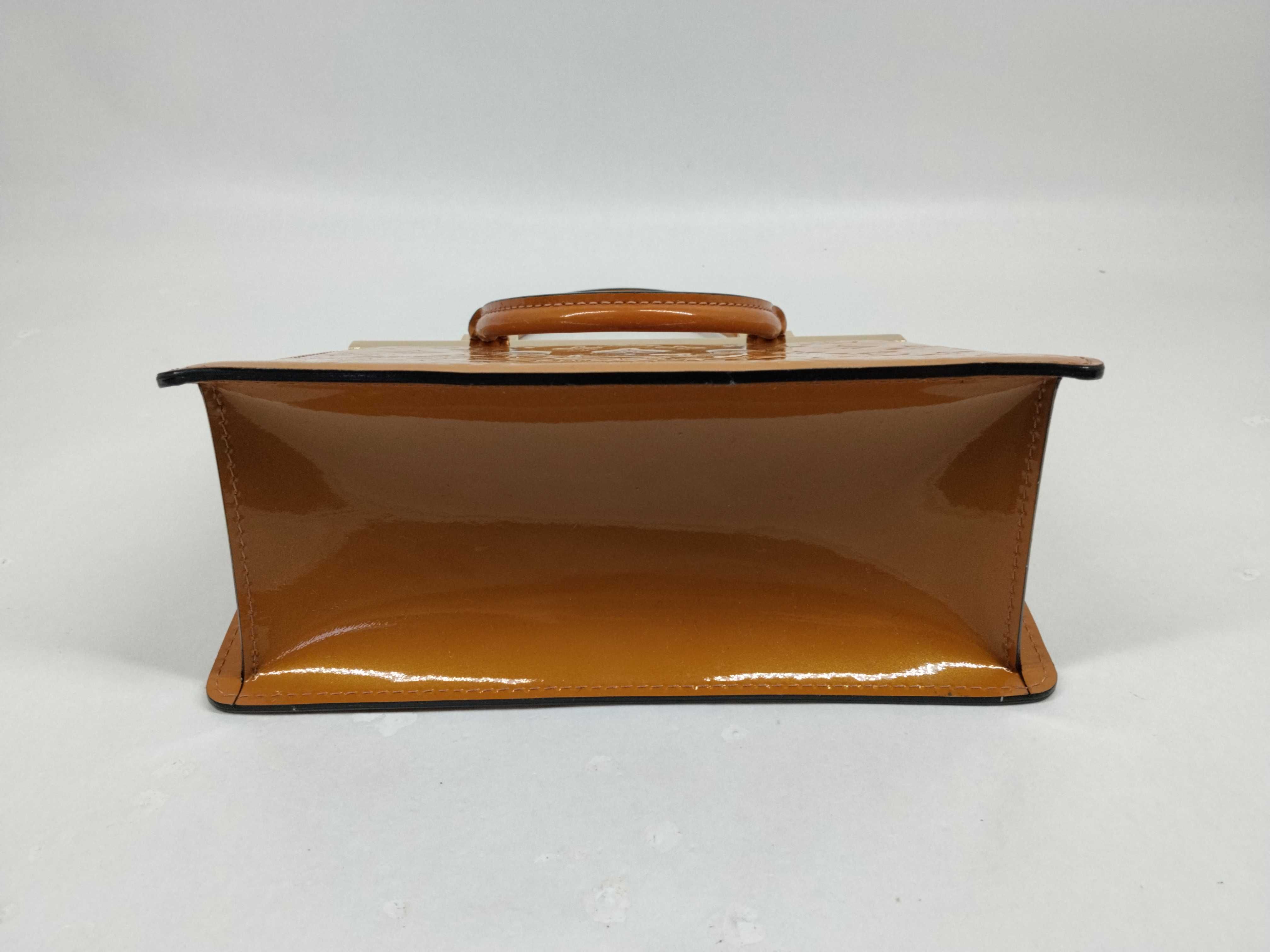 Vernis Dessert PM Handbag — view 8