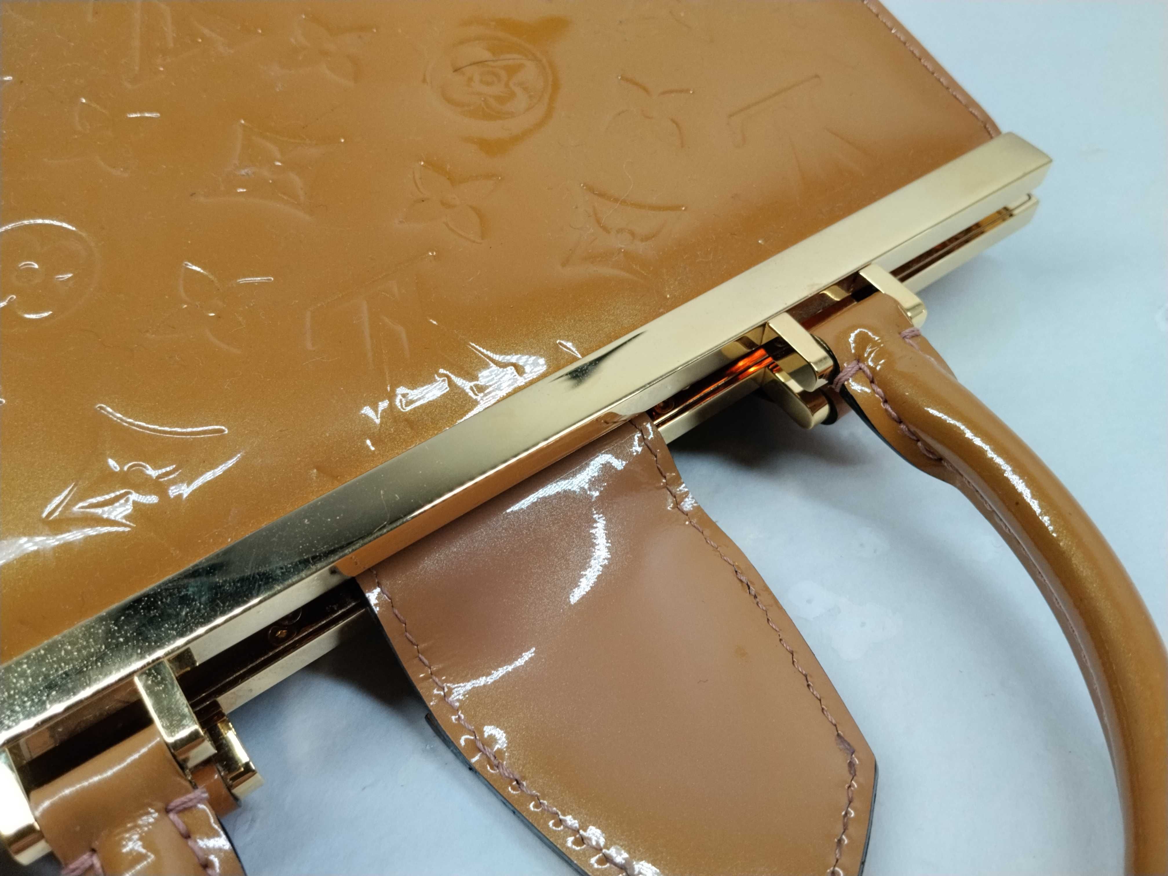 Vernis Dessert PM Handbag — view 9