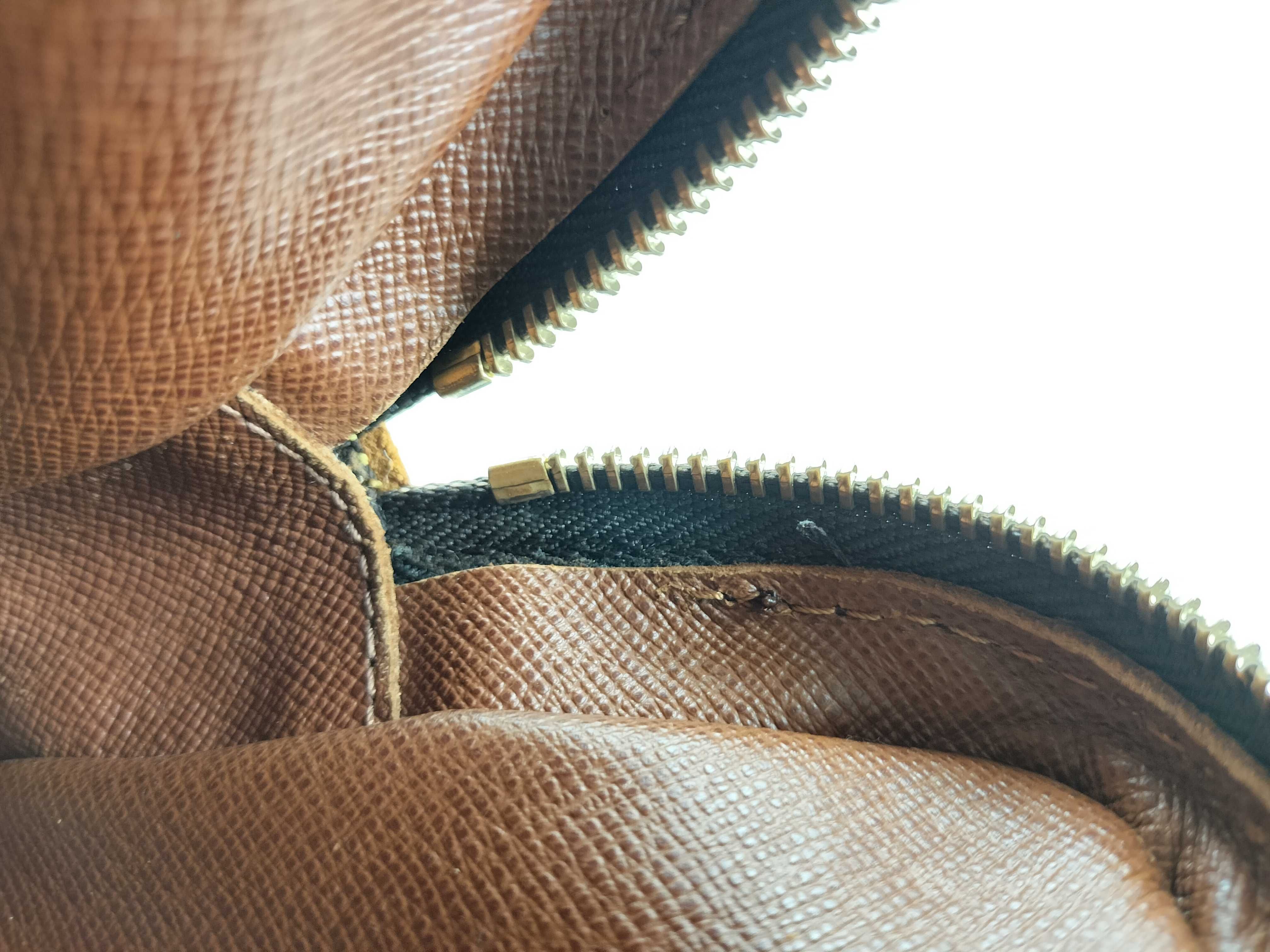 Monogram Pochette Marly Bandoulière M51828 DU0093 Brown Shoulder Bag — view 9